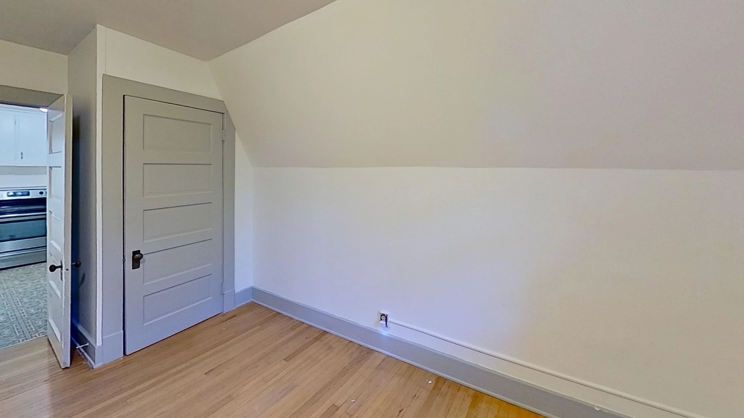 49-Center-Street-3L-Bedroom 3.jpg