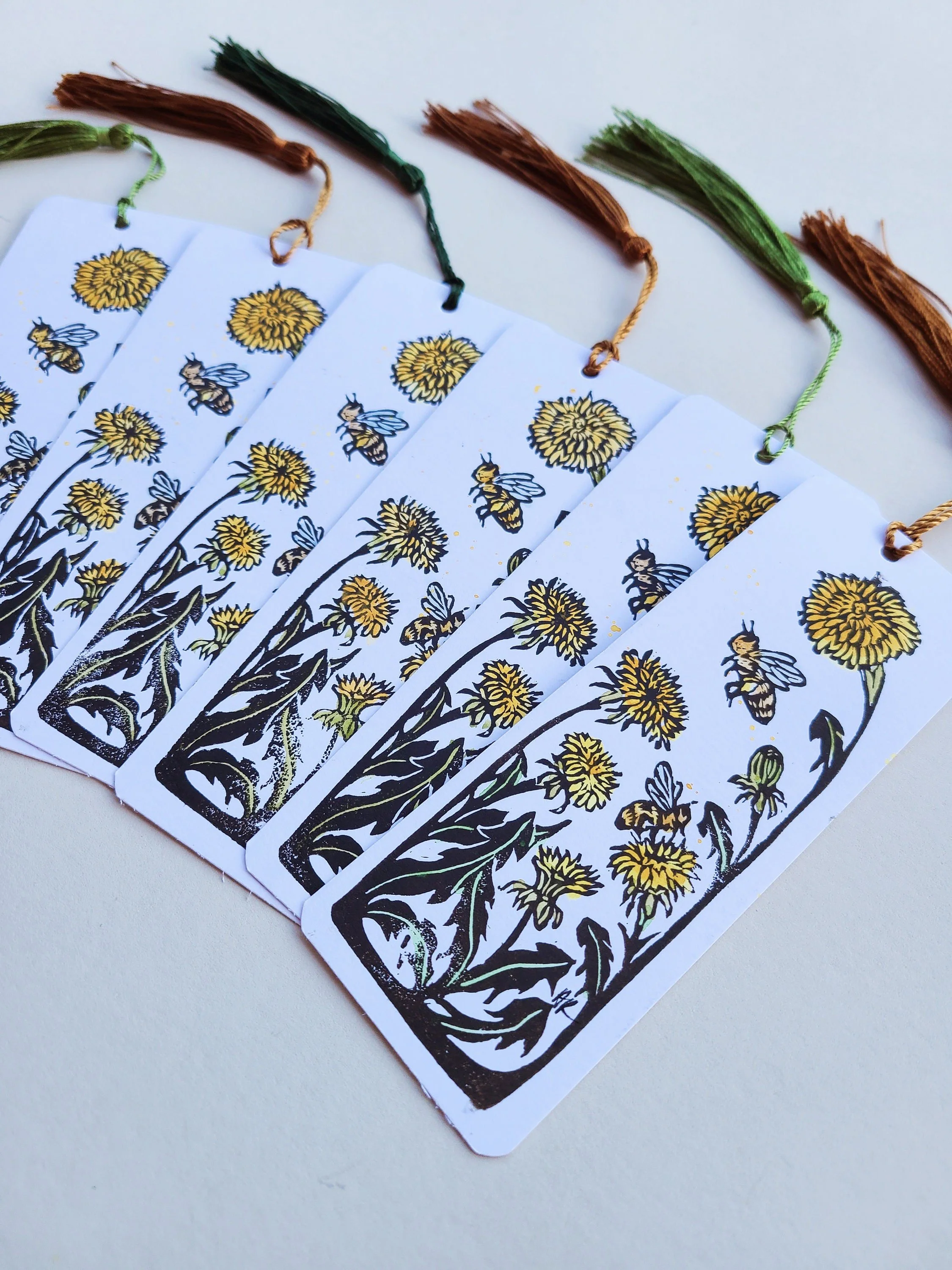 Bookmark - Bees & Dandelions - Hand carved and printed FAC1