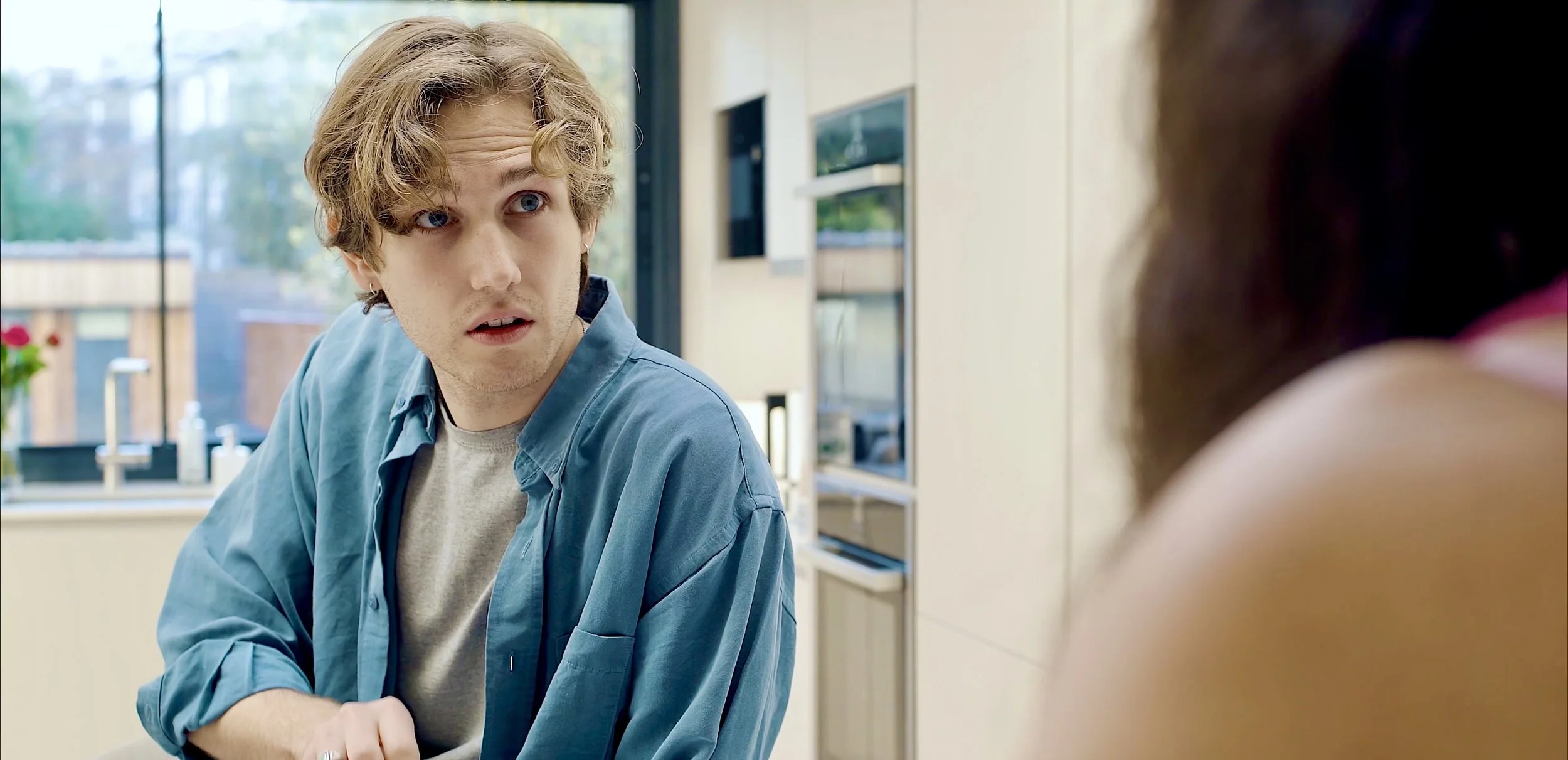 man performing in a comedy showreel scene
