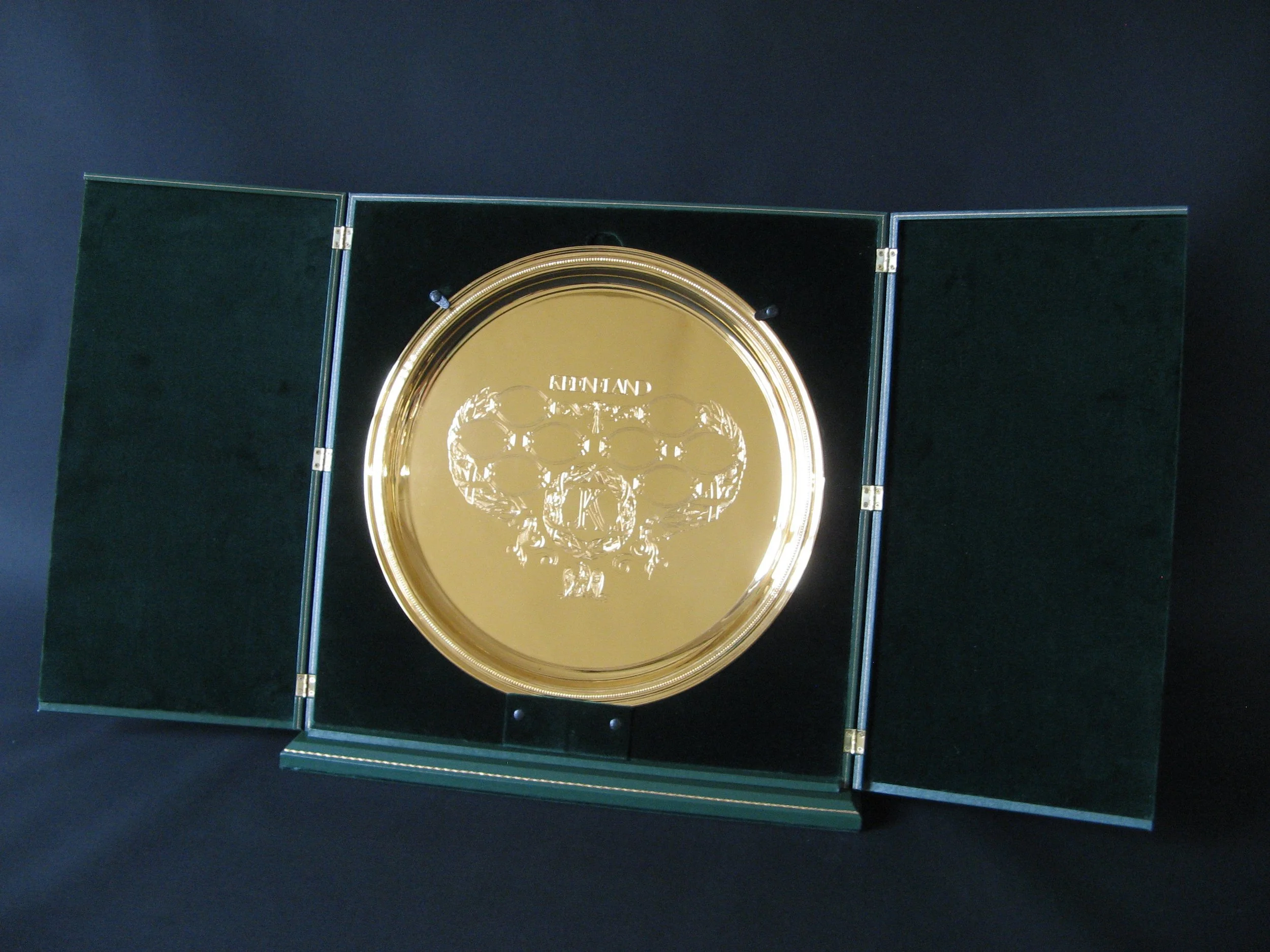 Trophy Box Custom Marketing & Presentation Materials — Praxis Bindery