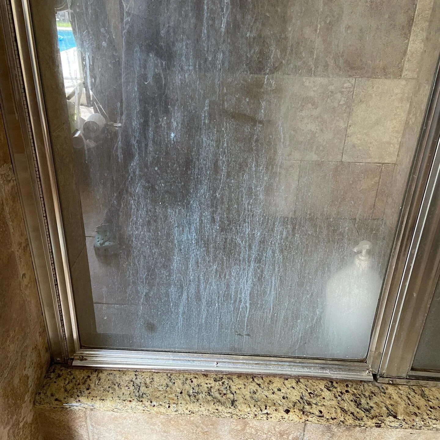 Before &amp; After  If you are in need of cleaning services call us today for a quote 954-228-5852.  #kpgcleaningcare#cleaningservice#ourprofessionalcleaningcare