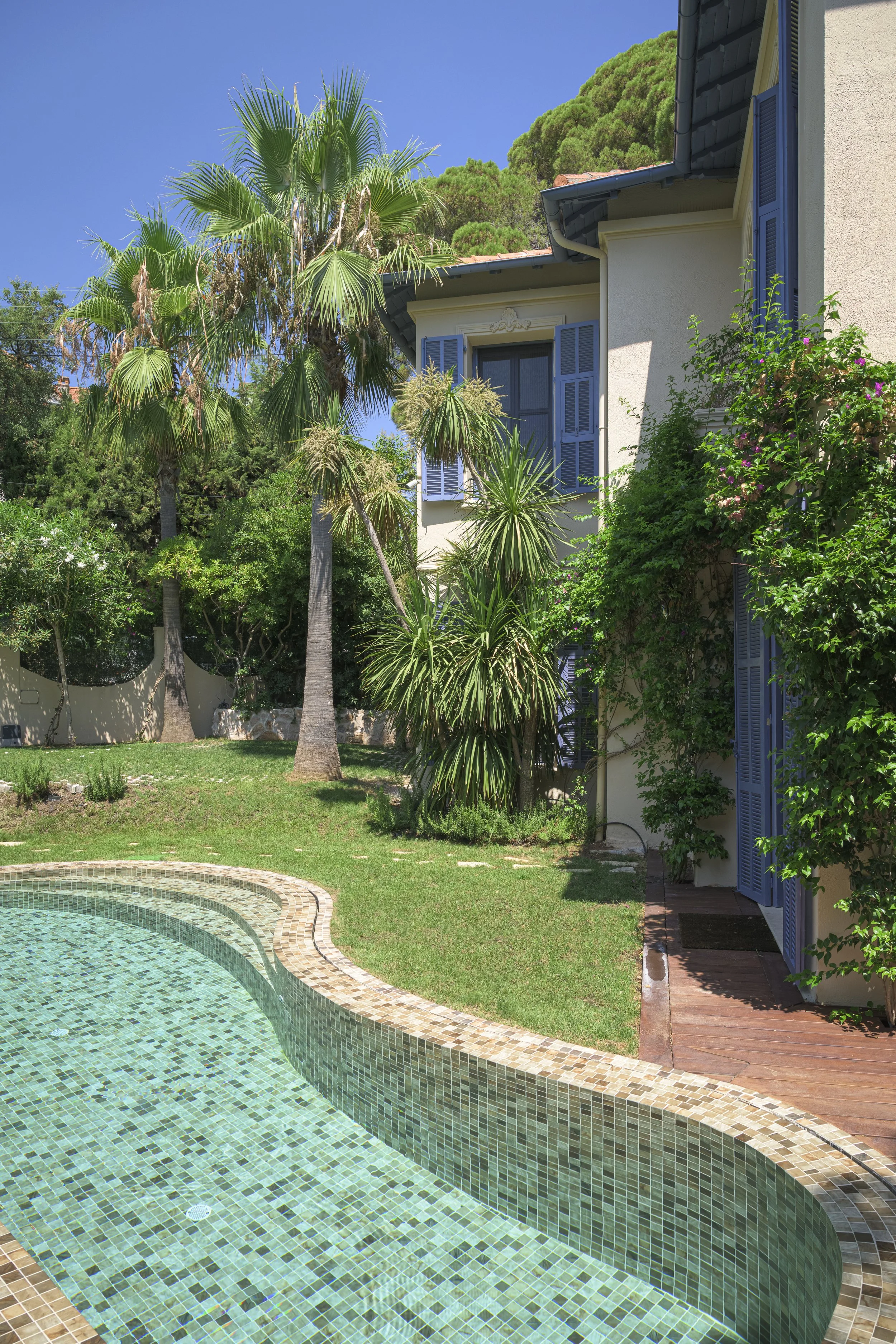2026-07-22-cannes_villa_s_extérieur-Fred Laures-36.jpg