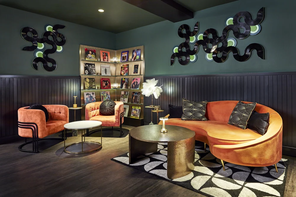 Bar photo 2