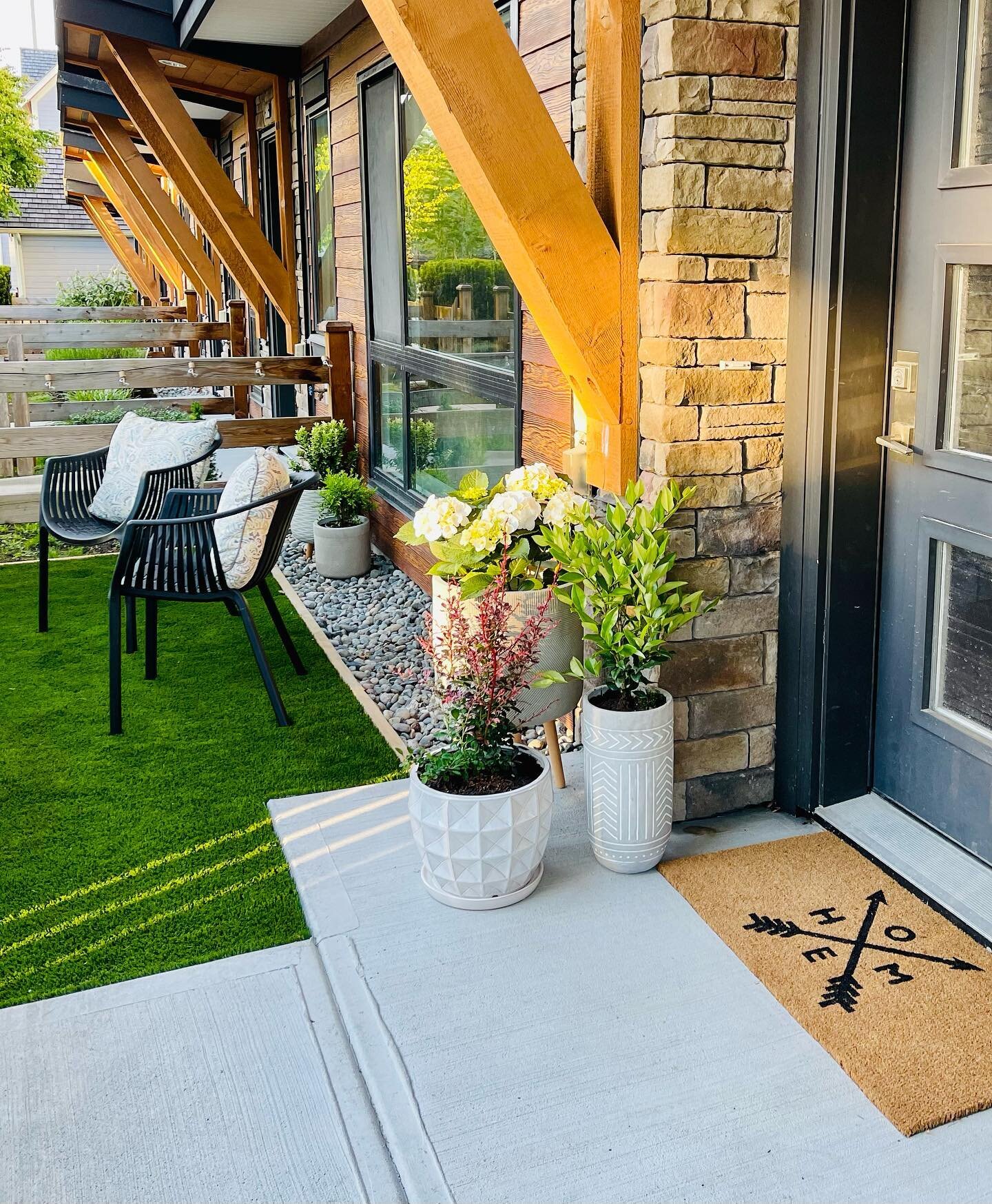 Happiness blooms in this newly refreshed front yard. Whether you have a massive area or something small, creating a space that fits within your vision and budget is very important. This smaller yard was transformed into a cozy oasis within a week. 
R