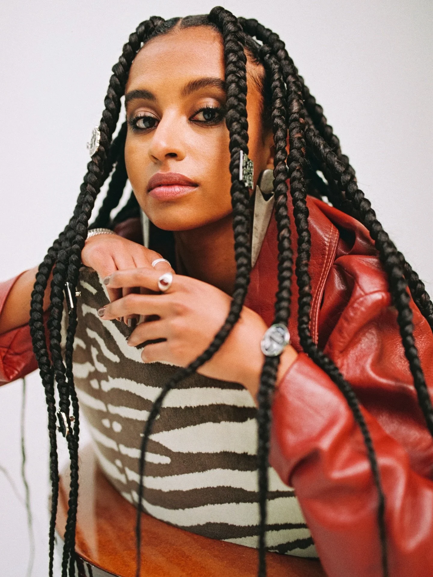 Diving into the archives &mdash; the magic we created with the Bronx dream team in New York &amp; Amsterdam still hits different 🪄

#campaignstylist #styling #creativedirection #newyork