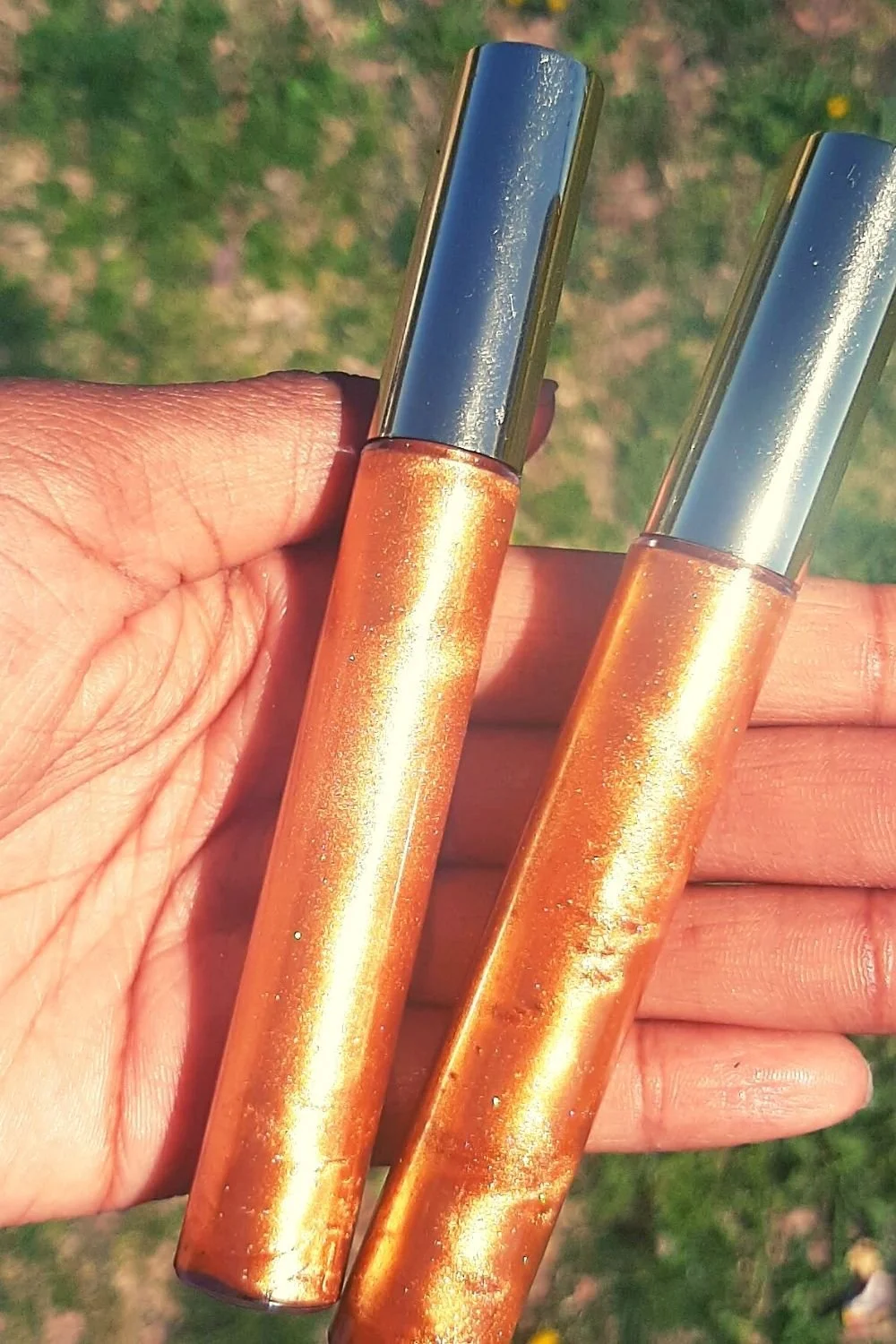 Homemade Golden Goddess Lip Gloss With Coconut Oil For Beautiful Golden