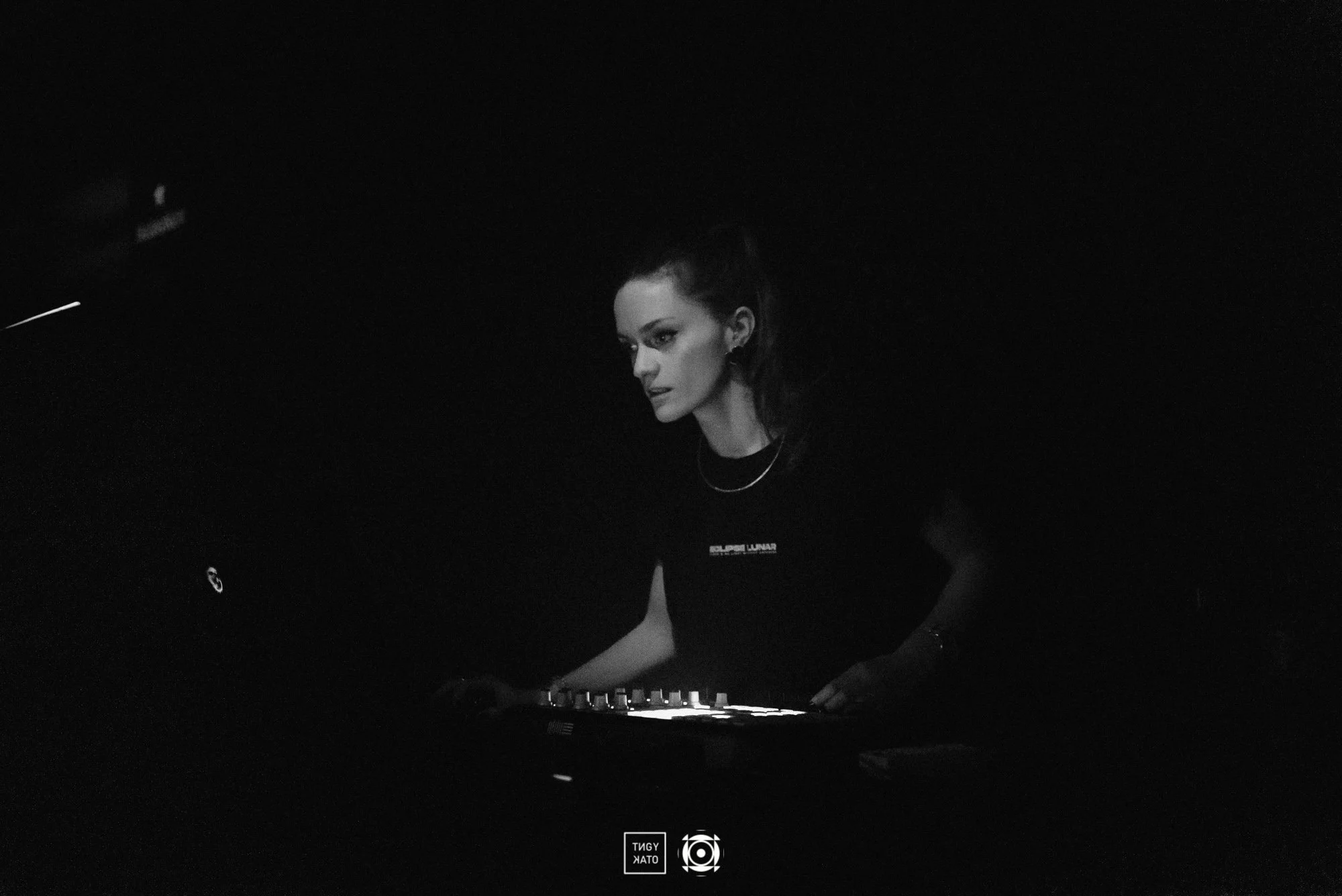 JOLY photo - Tngy Kato.jpg