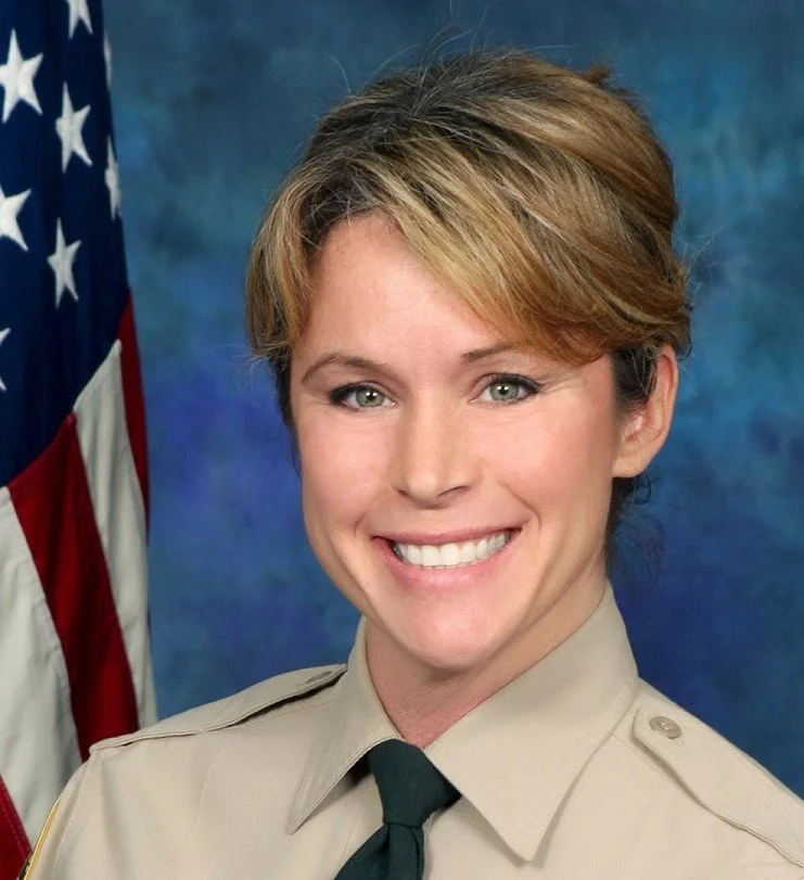 Headshot of Rachael Frost in law enforcement.