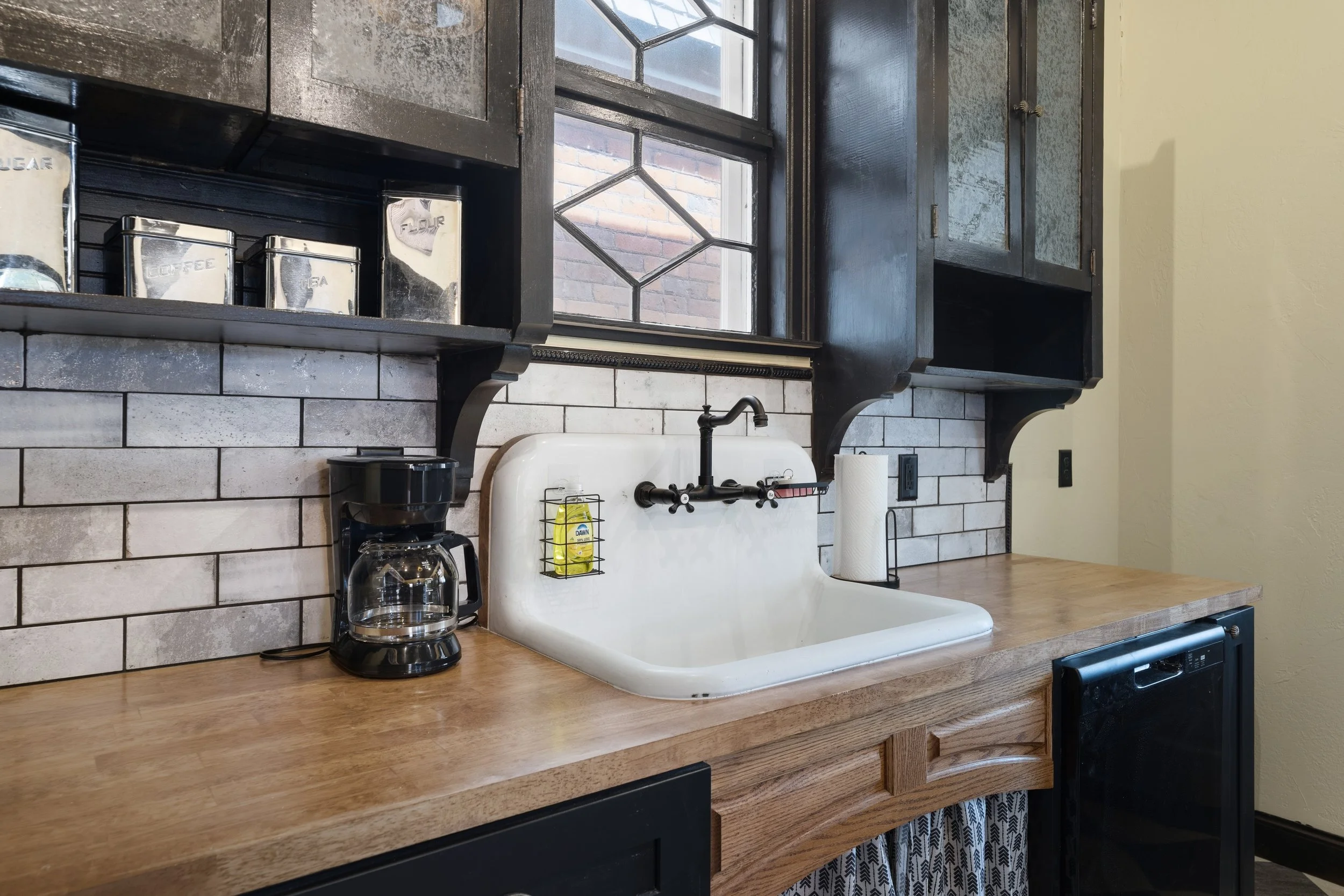 830 W Quartz-29.jpg