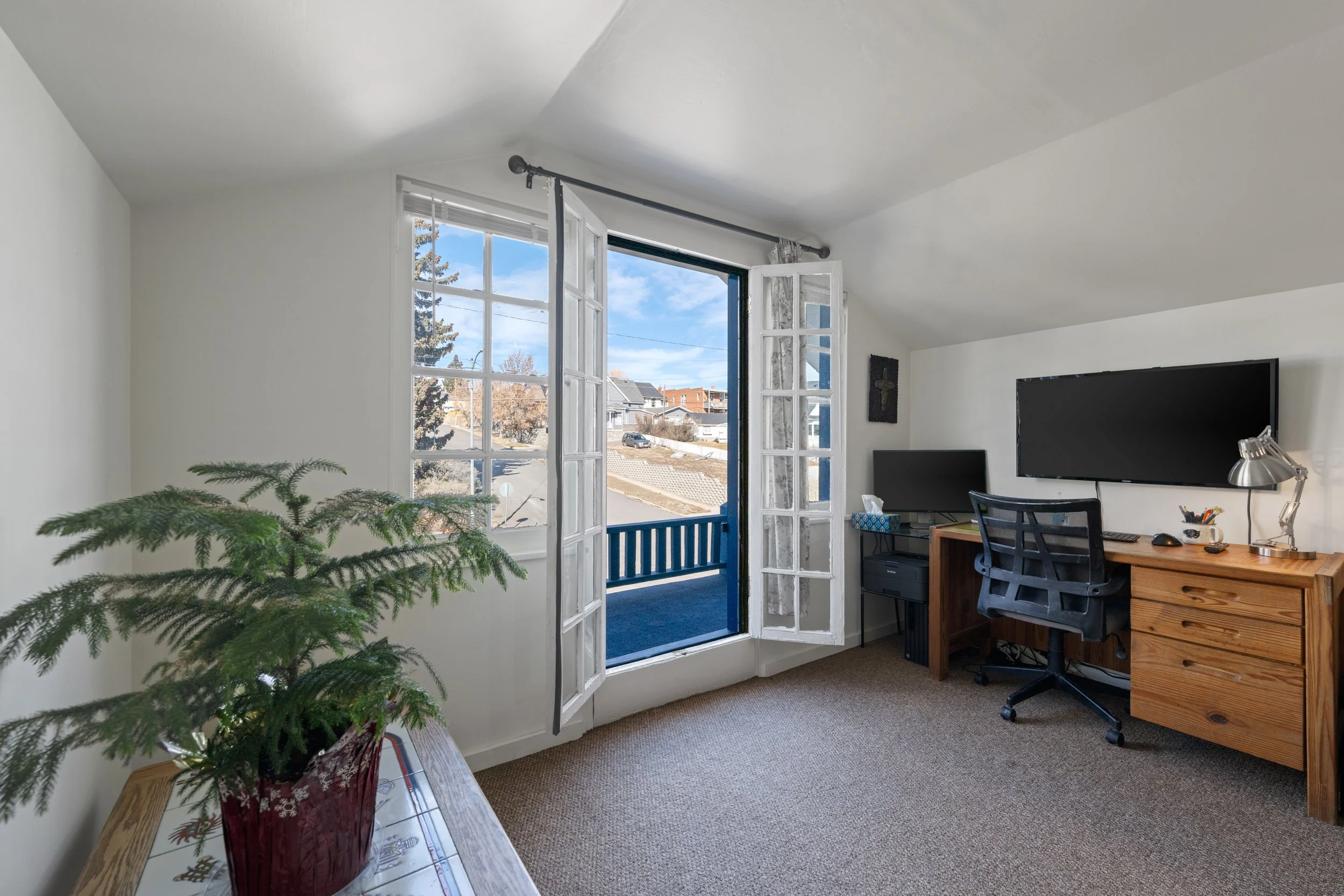 1000 Caledonia-39.jpg