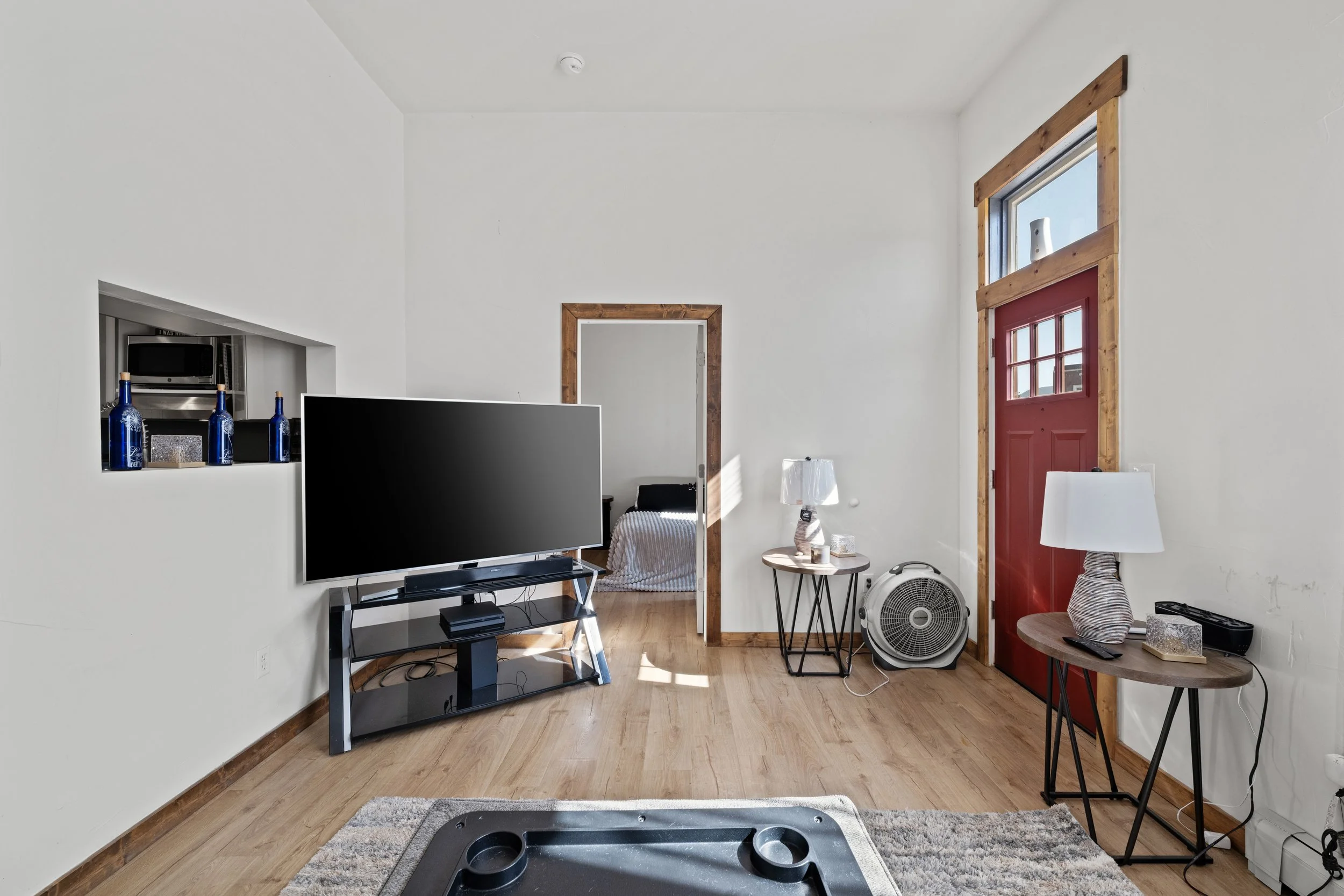 209 Curtis-19.jpg