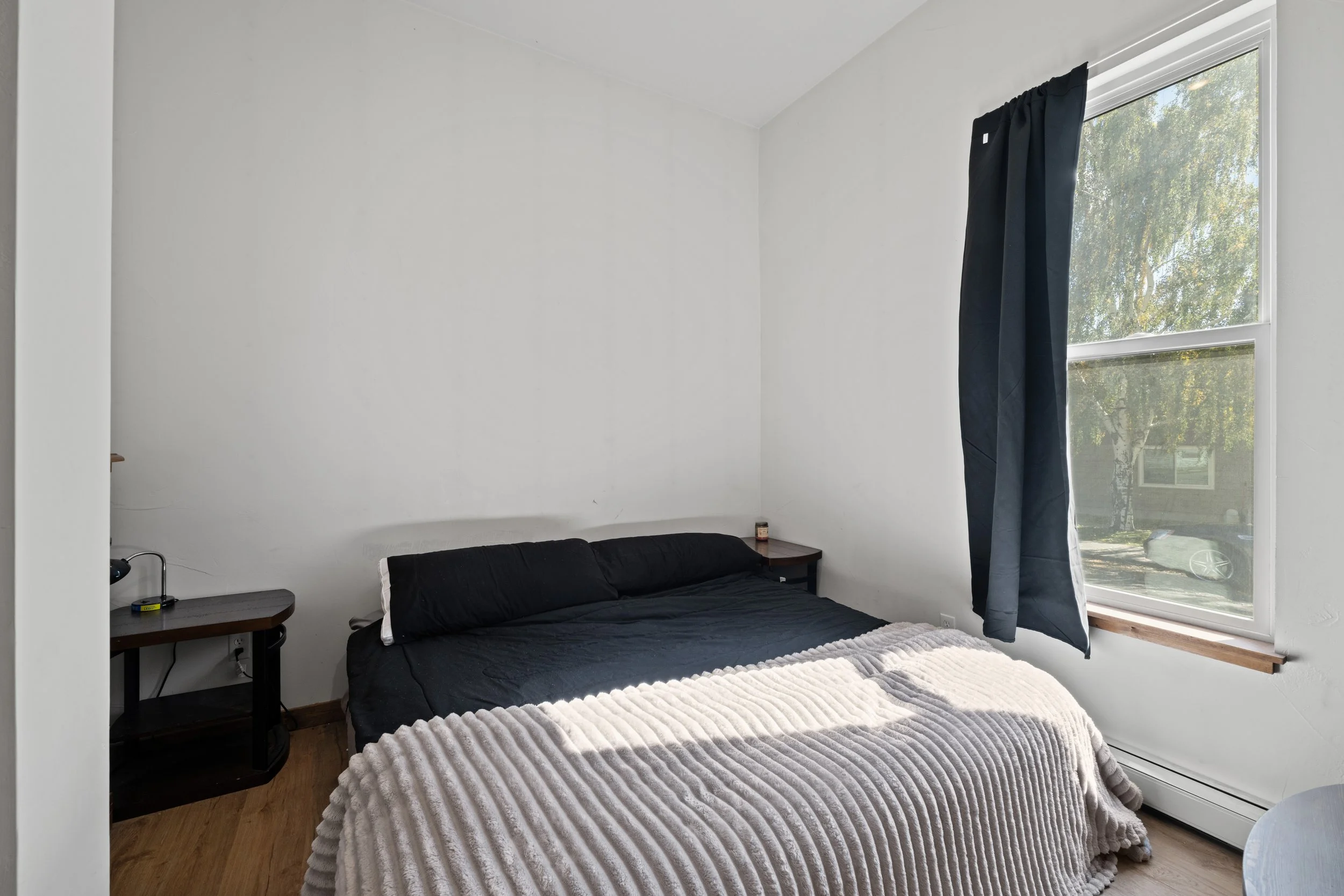 209 Curtis-20.jpg