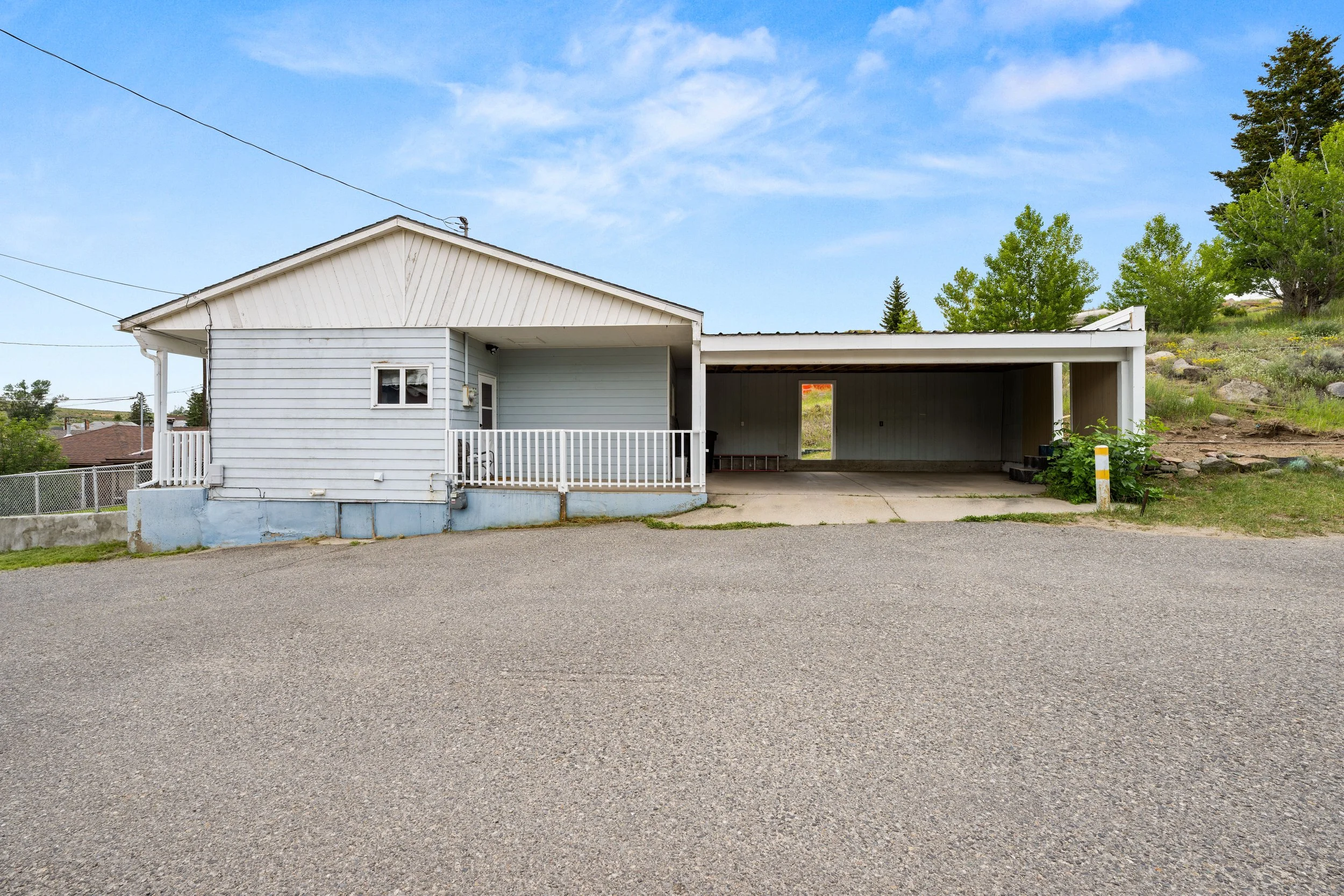 205 Toboggan St-3.jpg