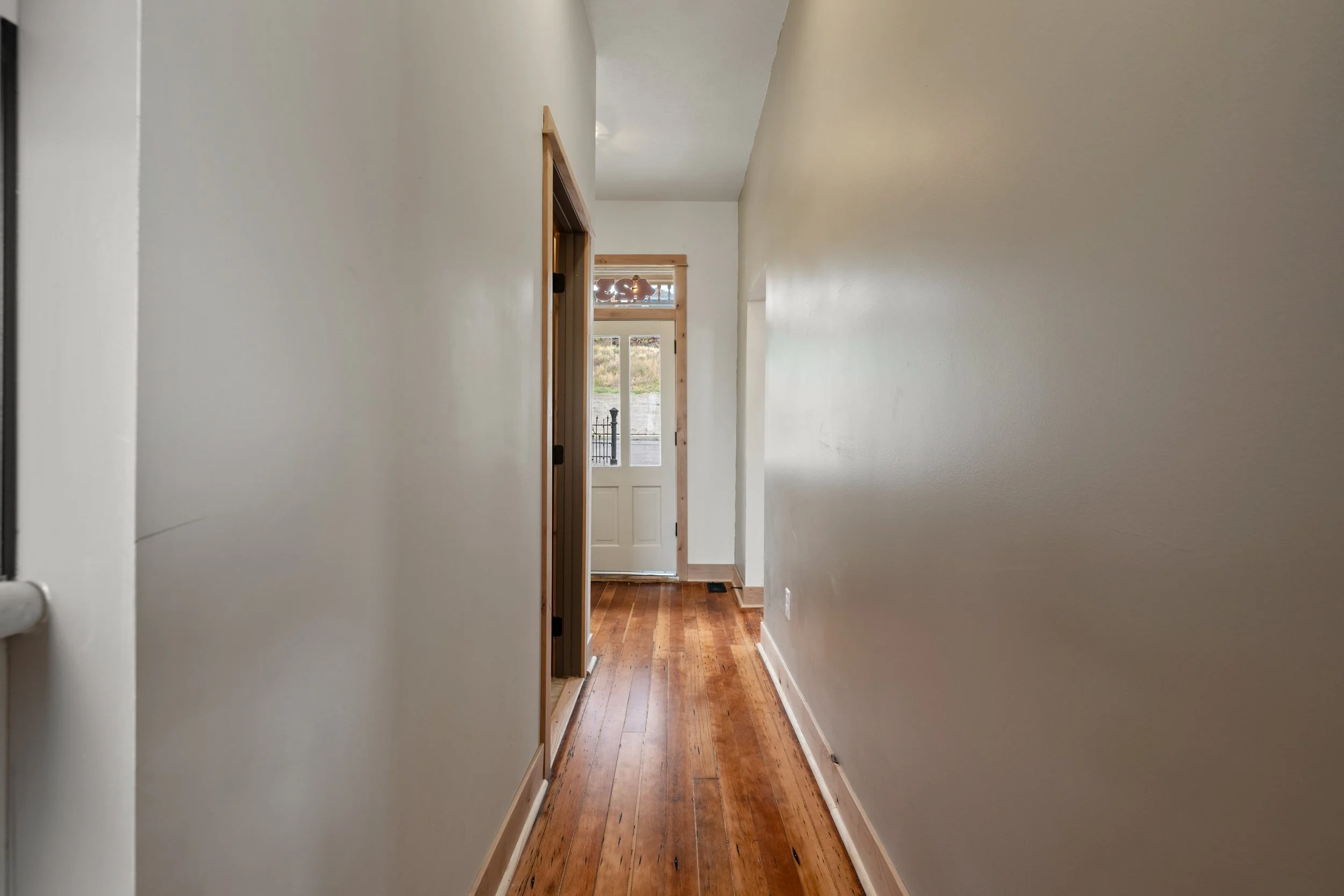423 N. Jackson-33.jpg