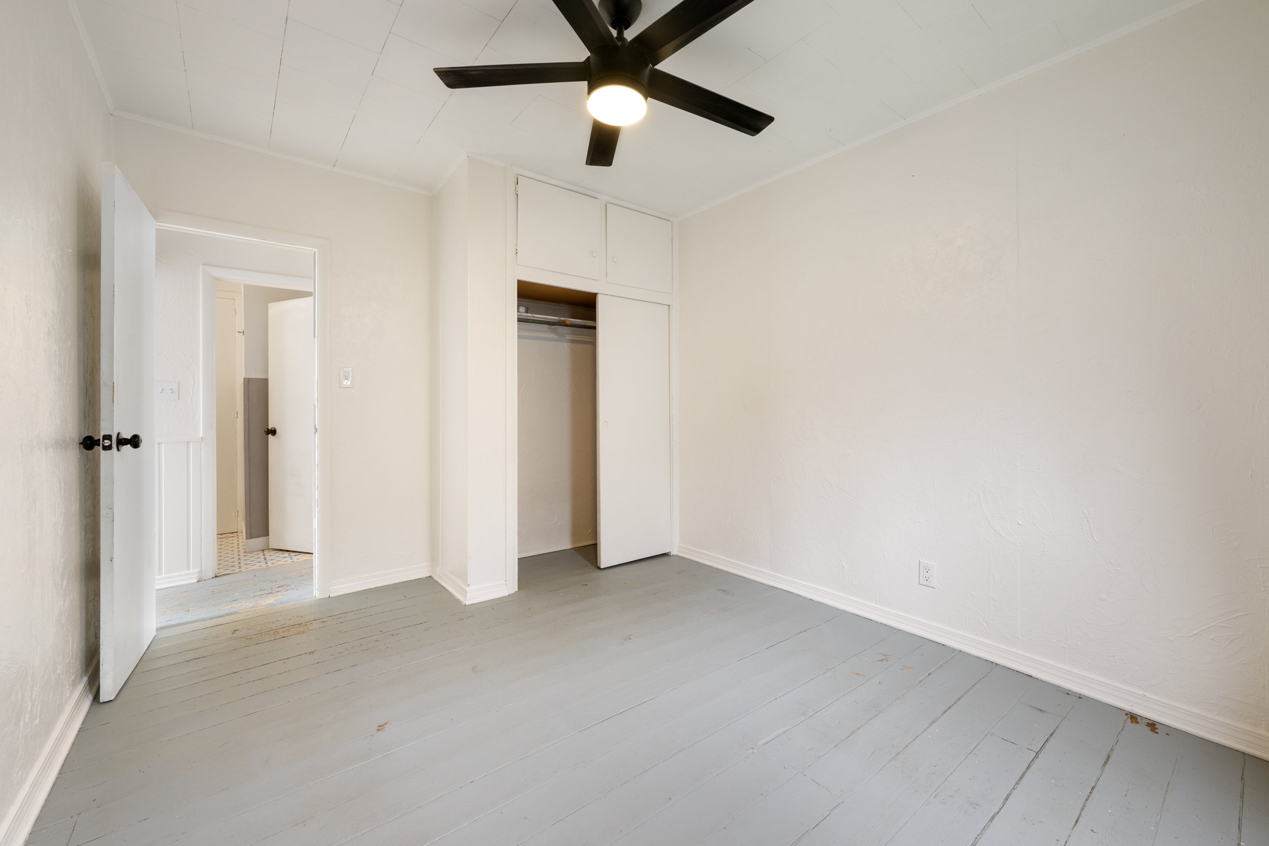 108 W. Gold-13.jpg