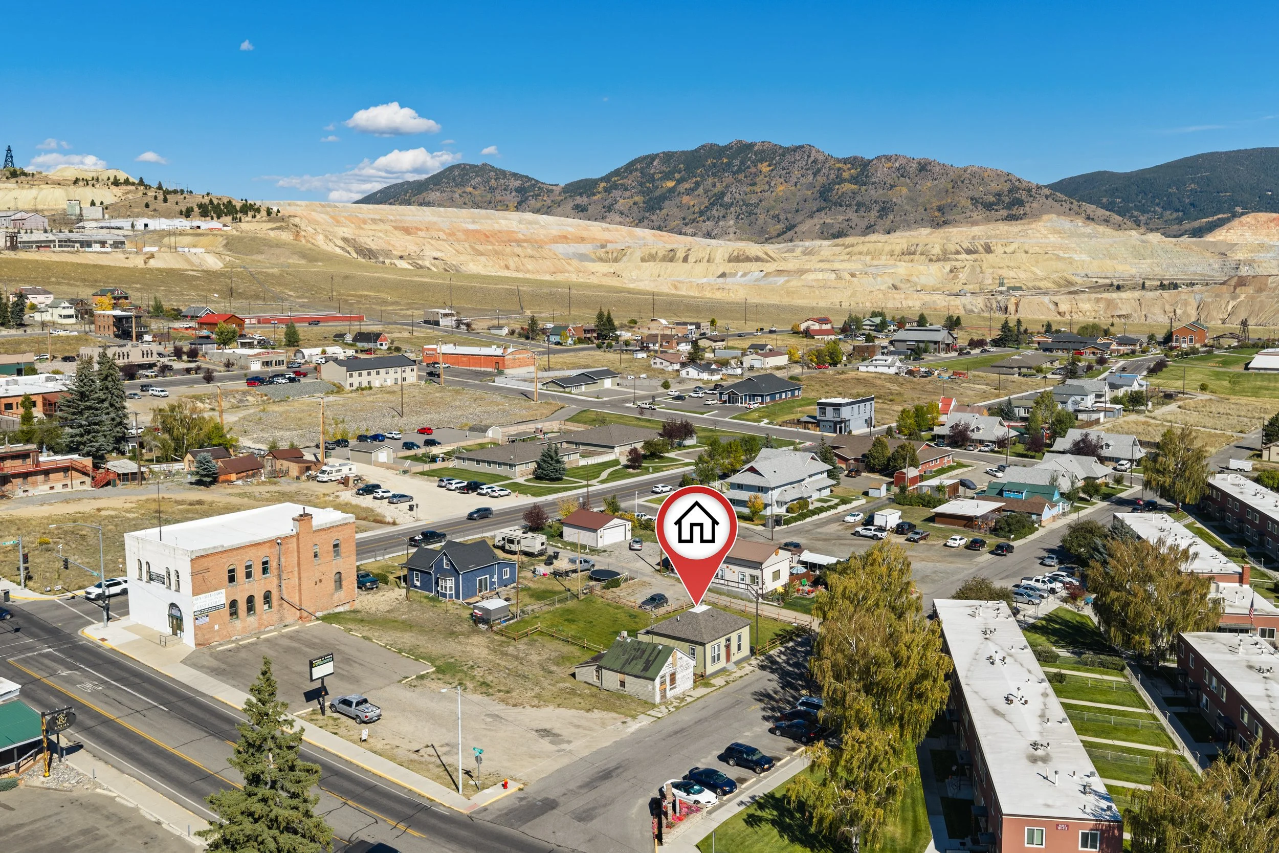 209 Curtis-4.jpg