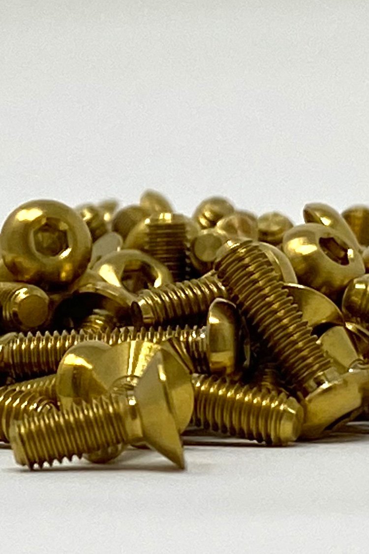 rcrw-gold-1-10-scale-titanium-v2-6.jpg