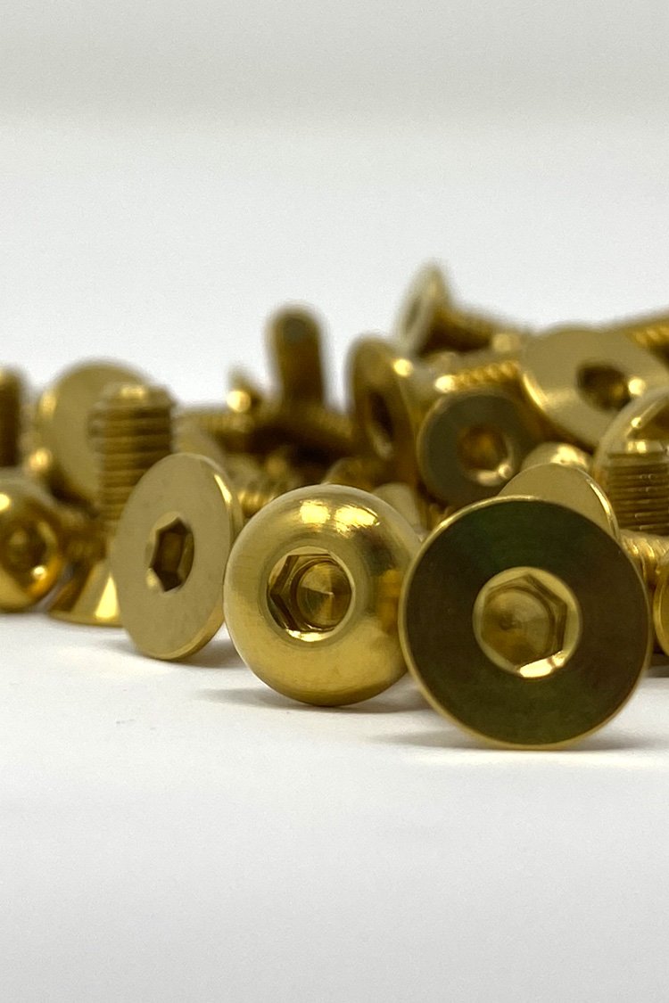 rcrw-gold-1-8-scale-titanium-v2-3.jpg