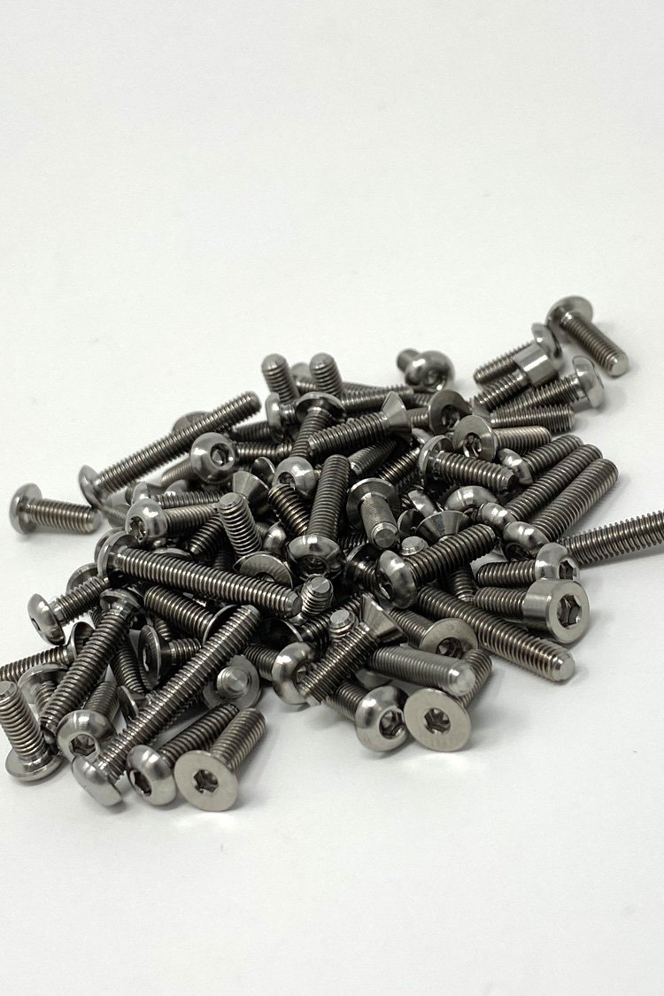 rcrw-1-8-scale-titanium-v2-7.jpg