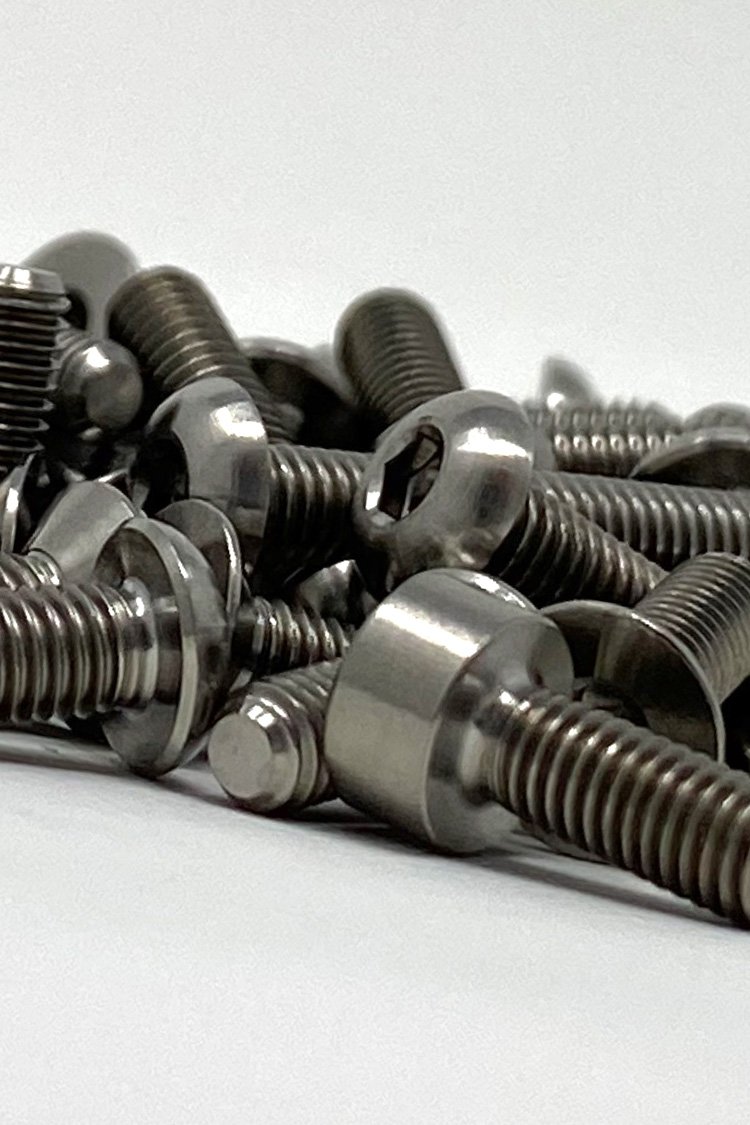 rcrw-1-8-scale-titanium-v2-17.jpg