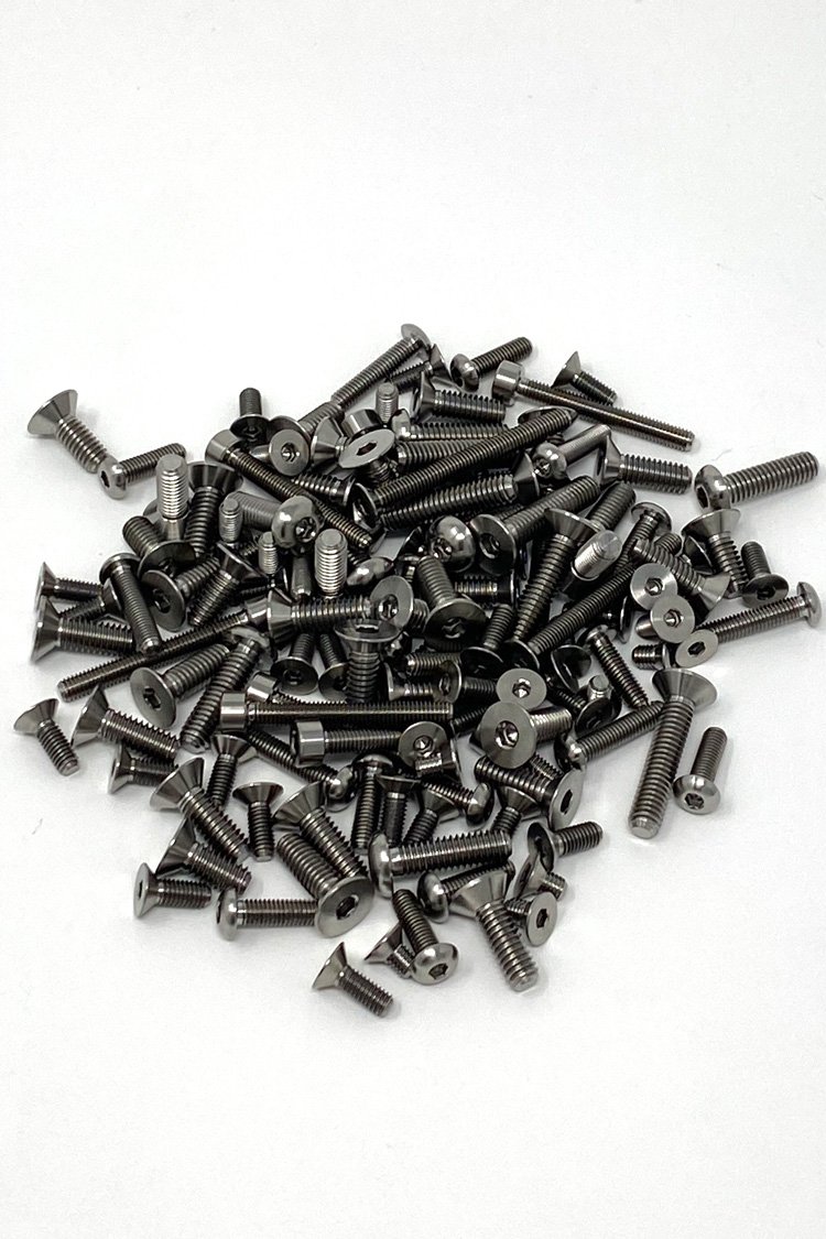 rcrw-1-10-scale-titanium-v2-13.jpg