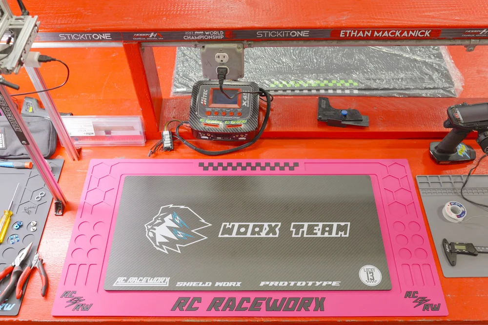 RC Raceworx Worx Pit Mat in Pink and Black — RC Raceworx