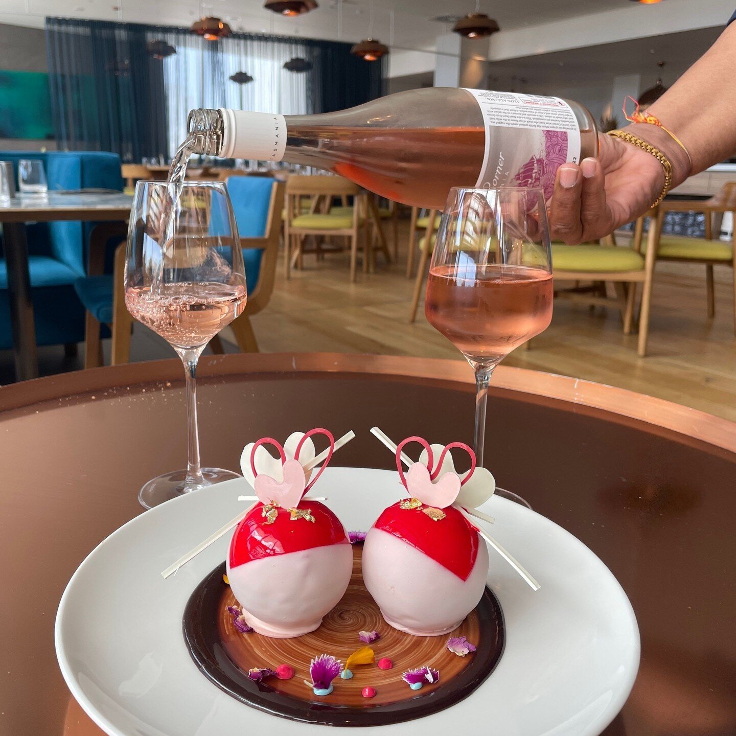 Make this Valentine's Day unforgettable with our romantic dessert for 2- Raspberry Red Velvet and Pink Chocolate Love! Let the magic of love and sweetness fill your day. 💝👩&zwj;❤️&zwj;👨❤️🌹⁠
⁠
Click the link in our bio to book your romantic evenin