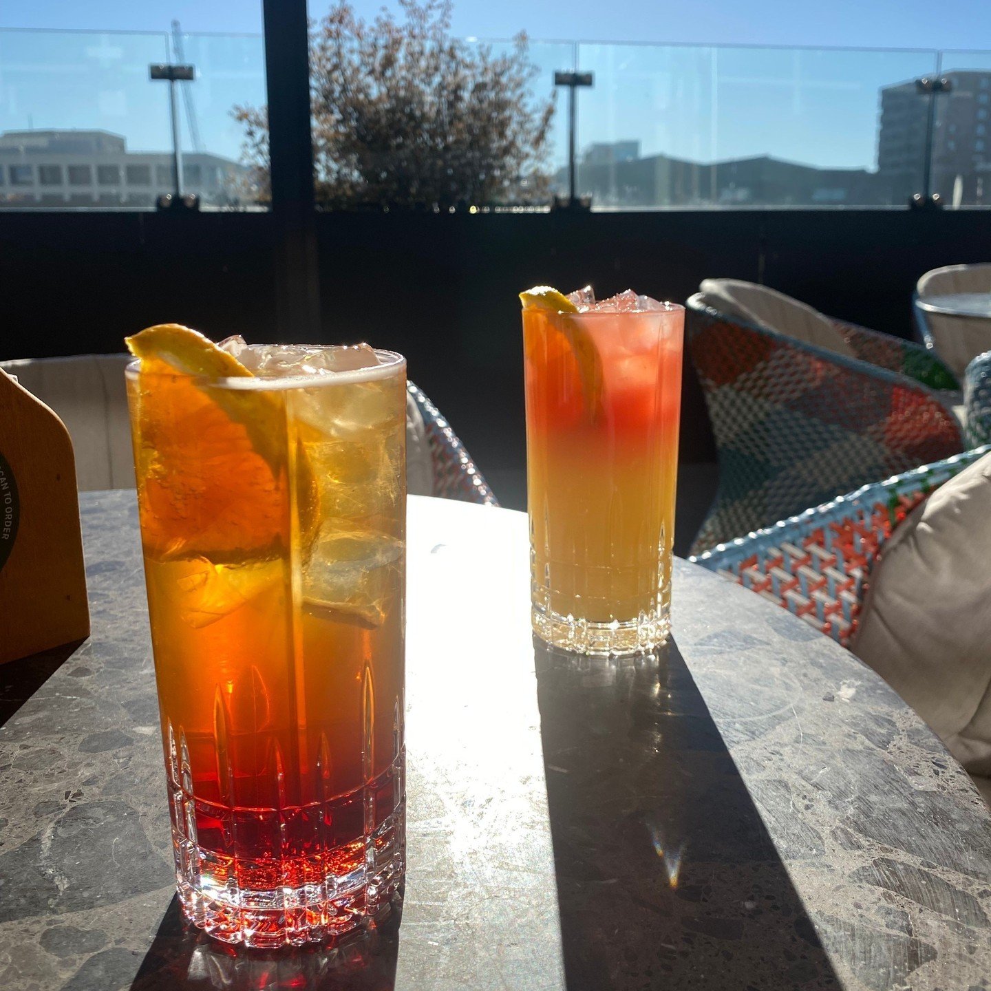 Drinking alcohol or not, we've got you covered with the Beercano and Sunset Mocktail on The Deck! 🍺🍸️