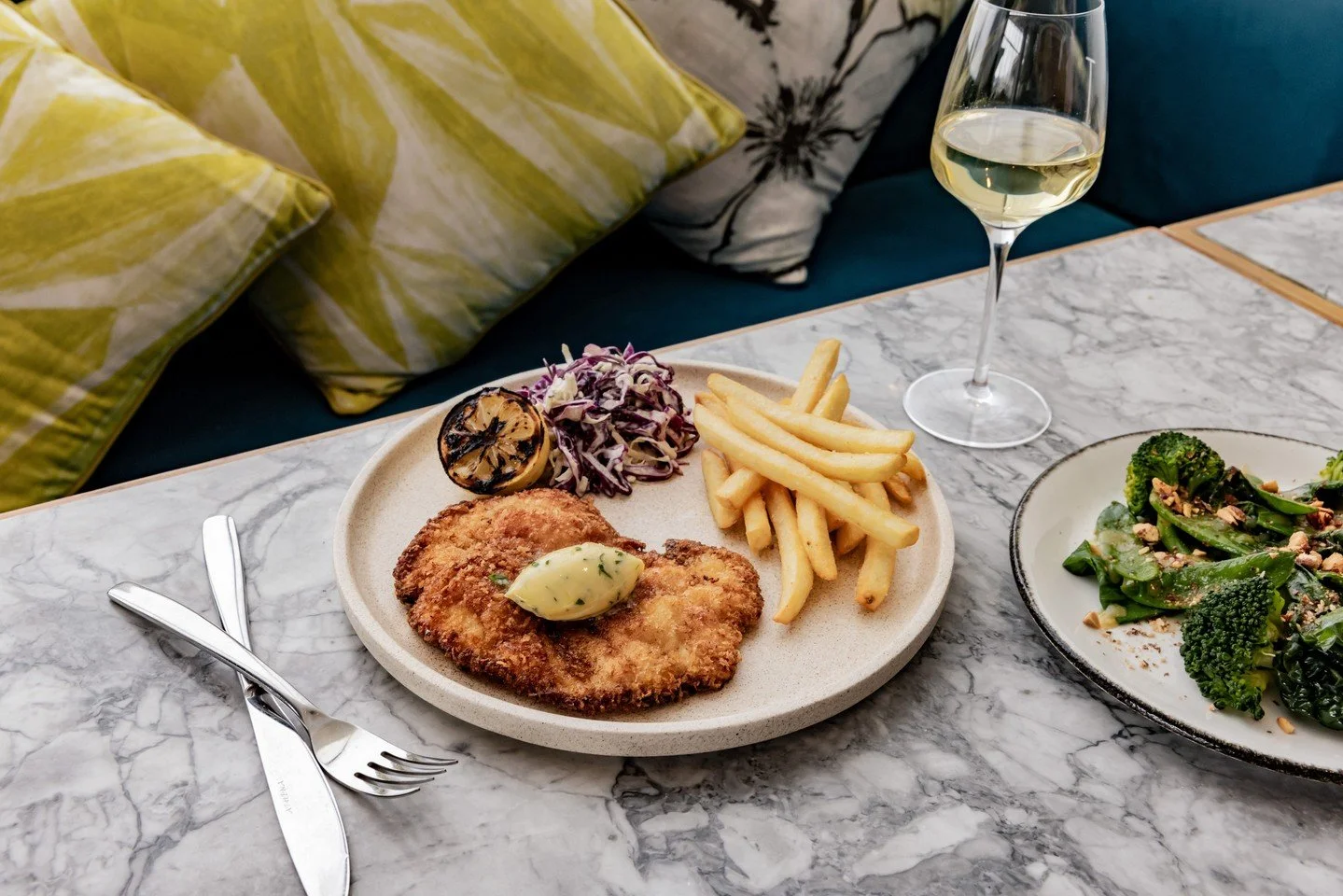 Crispy, golden, and seriously satisfying 🍽️ Our chicken schnitzel is a Core classic you&rsquo;ll keep coming back for!

#CoreRestaurant #HobartEats #Crowneplazahobart