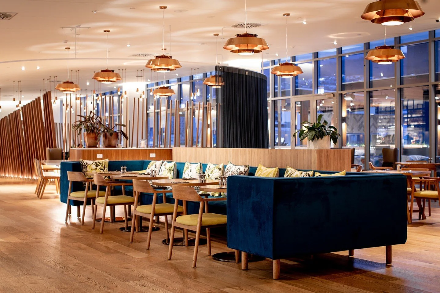 Treat your mum this Mother&rsquo;s Day at @corerestaurantandbar 🌸✨ ⁠
⁠
Enjoy a seasonal, fresh, and carefully curated menu designed to make the occasion truly memorable. Celebrate in style and create moments she&rsquo;ll never forget, see you this w