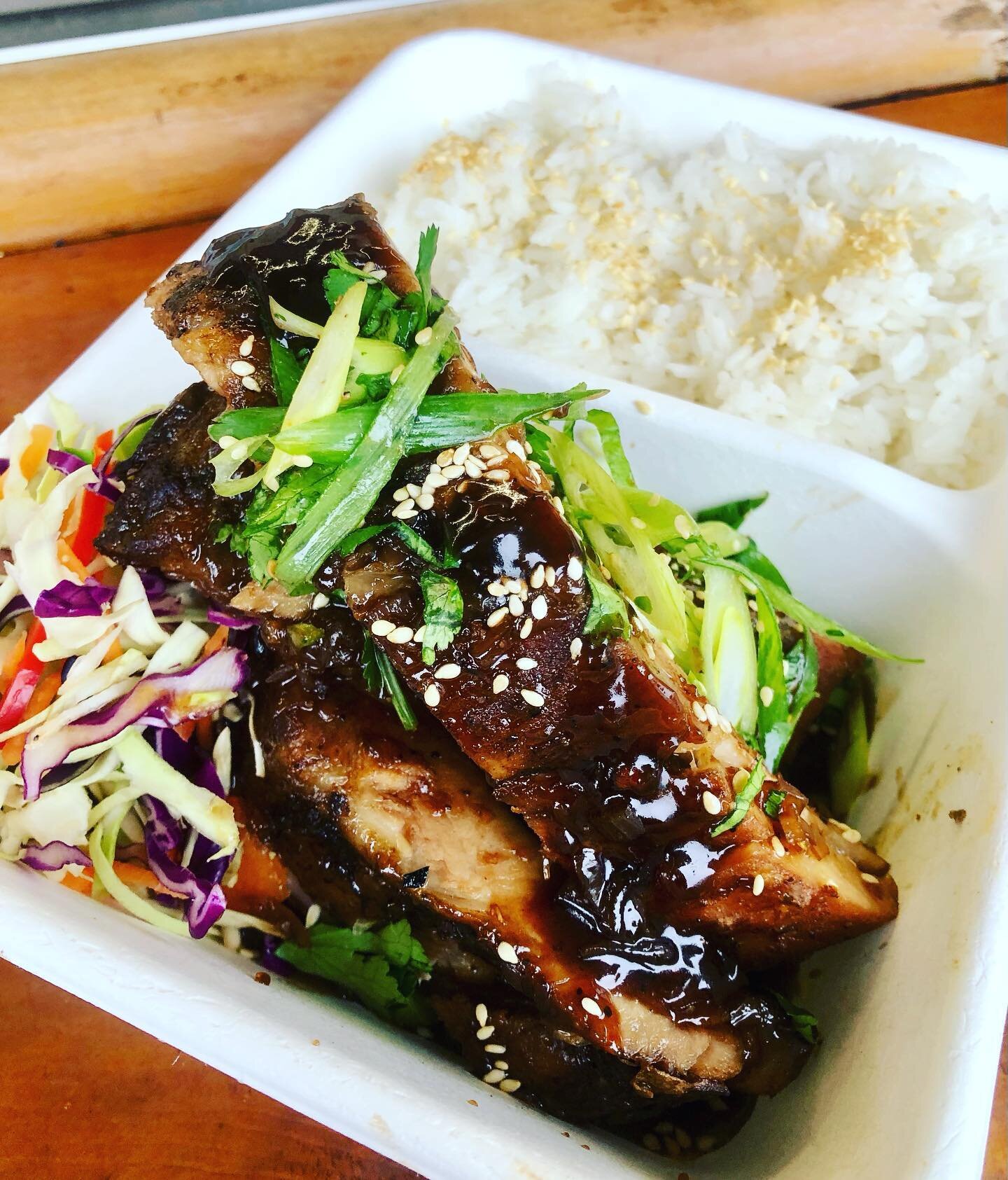 Check out our delicious special this Fathers Day weekend! 
Steamed Meaty Pork Ribs with Sticky Spicy sauce! 😍
So delicious, served with rice and Asian slaw - $21.50
Available now! 
To order simply visit us, 
or order online 
or call 021 083 66029
Yu