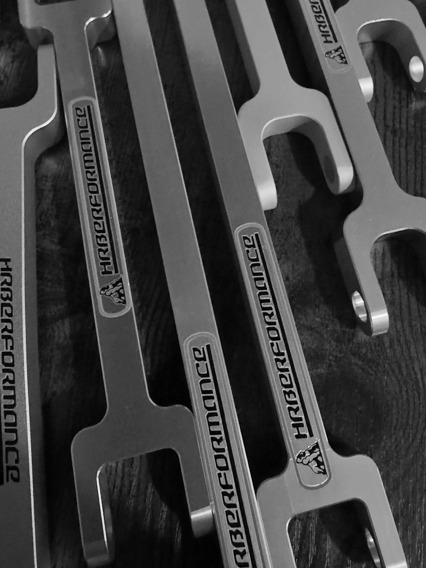 HRBERFORMANCE is the one and only house of the billet DSSR. Designed from the ground up to be machined from billet, with a very tight tolerance from both the Japanese hardware and the clevis opening.

#bmw #dssr #billet #dssr #saverhemanuals #manualt