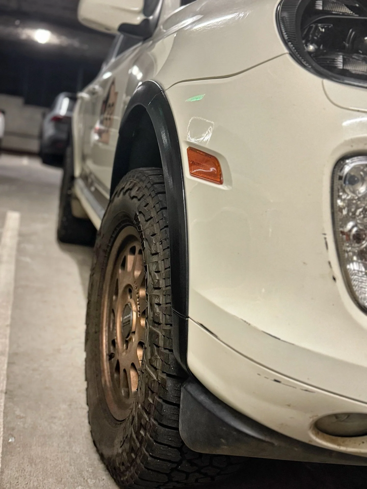 HRB SNEAK PEAK: Version 1 of the fender flares - In a scale of 1-10 we say we are at a 4... A lot of learning, including that the front bumper ends of a GTS Cayenne do not fit with a Base or S Cayenne...

#researchanddevelopment #prototyping #porsche