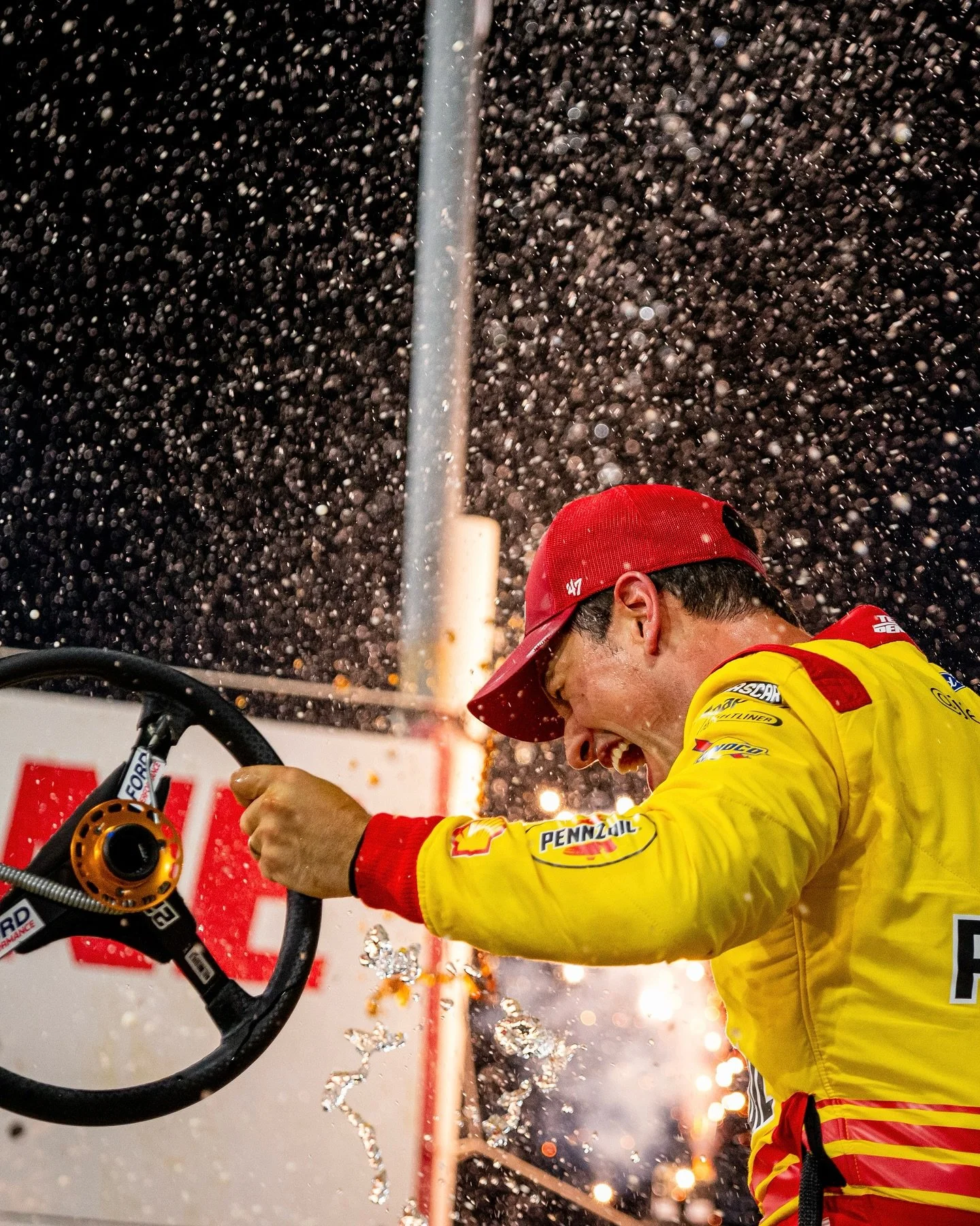 @joeylogano is your 2024 NASCAR Cup series Champion!
.
.
#nascar #nascarracing #nascarcupseries #nascarplayoffs #nascarchampion #joeylogano #penskeracing