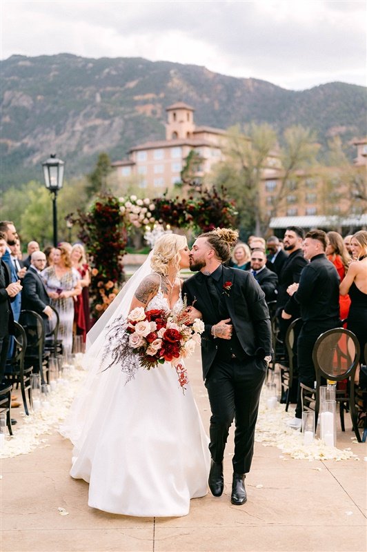 Meghan-Anthony-Broadmoor-Wedding-by-Jacie-Marguerite-186_websize.jpg
