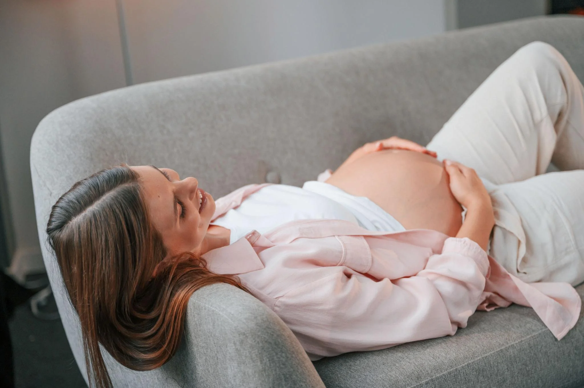 Coping with Common Pregnancy Symptoms: A Doula’s Practical Guide
