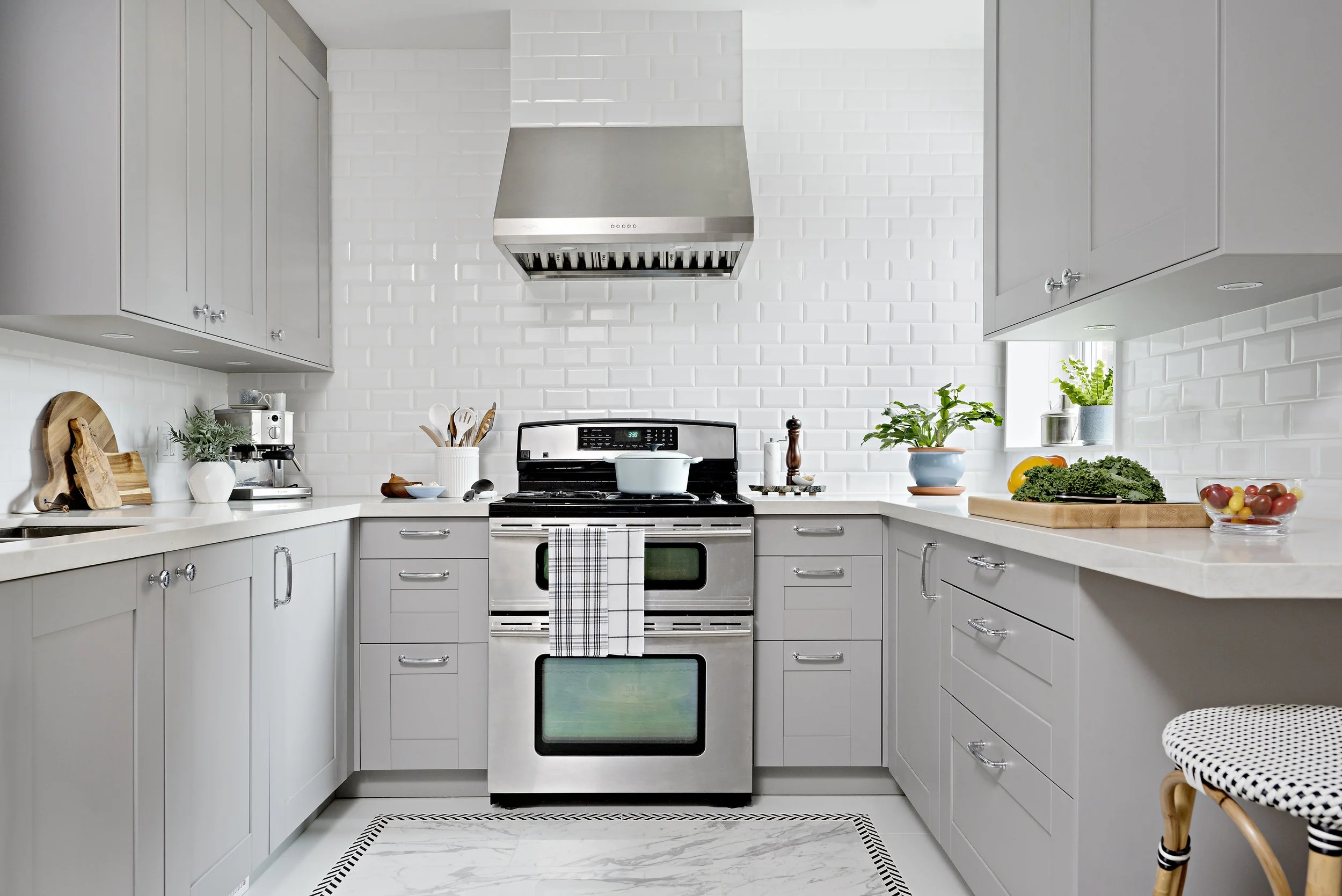 Grey Kitchen – Co Interiors | Raleigh, NC Interior Design Studio