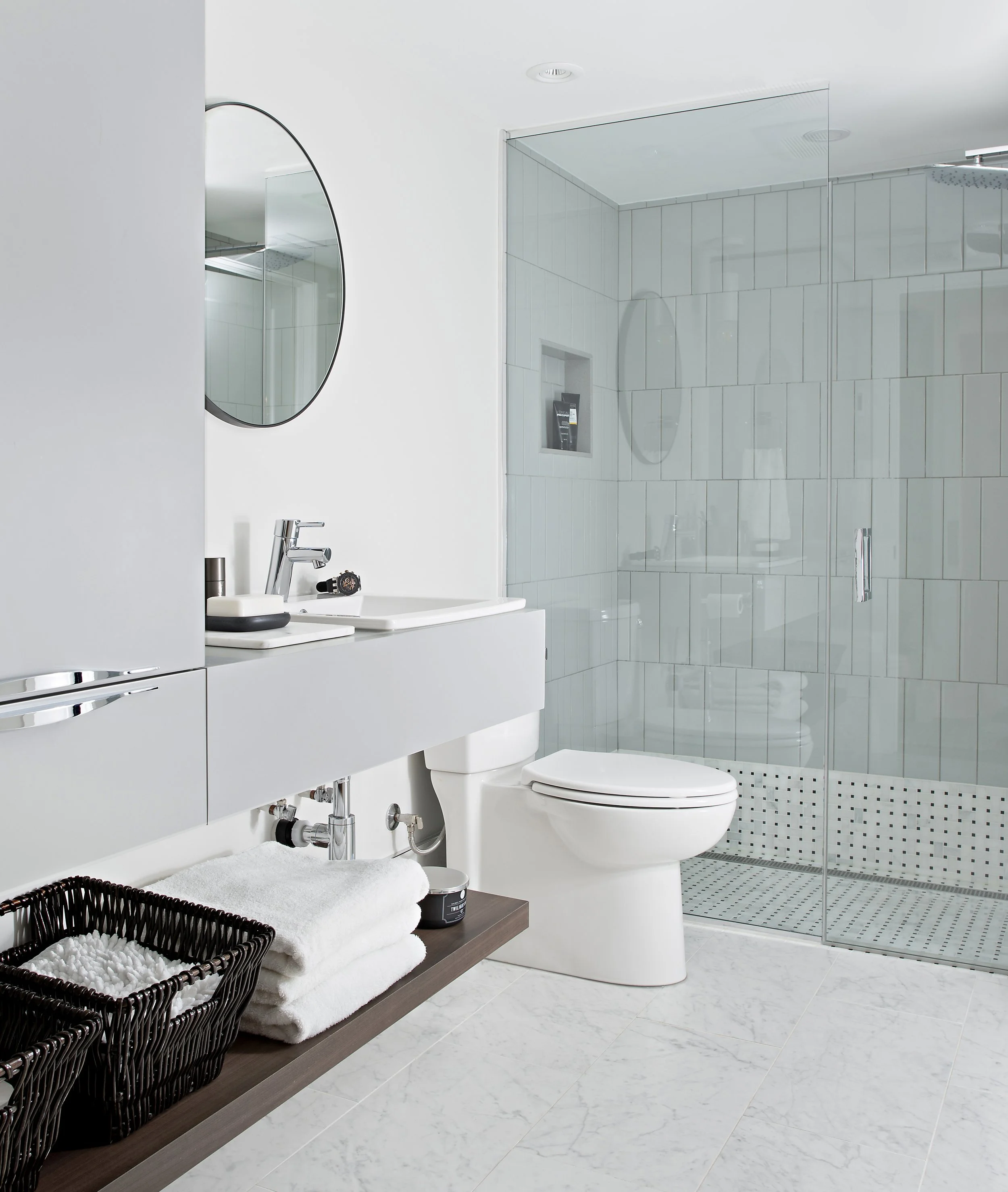 Modern Bathroom – Co Interiors | Raleigh, NC Interior Design Studio