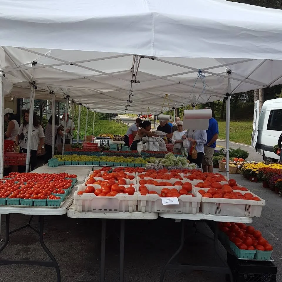 Hartsdale Farmers Market in Hartsdale, New York