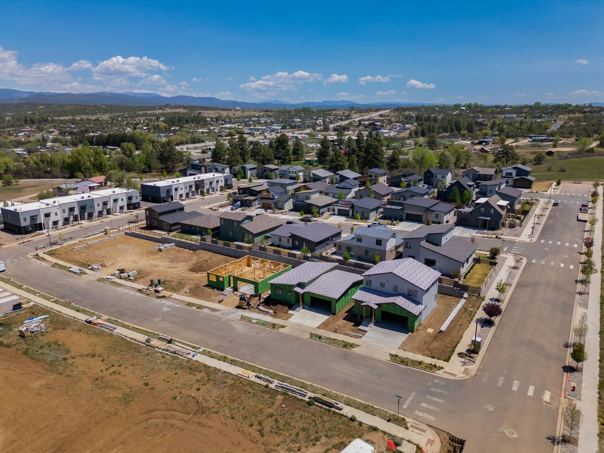 32-web-or-mls-elevation-dr.jpg