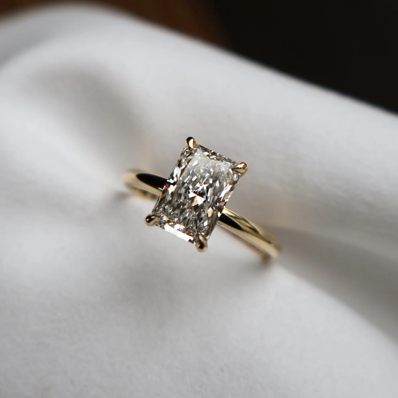 Radiant cut engagement ring