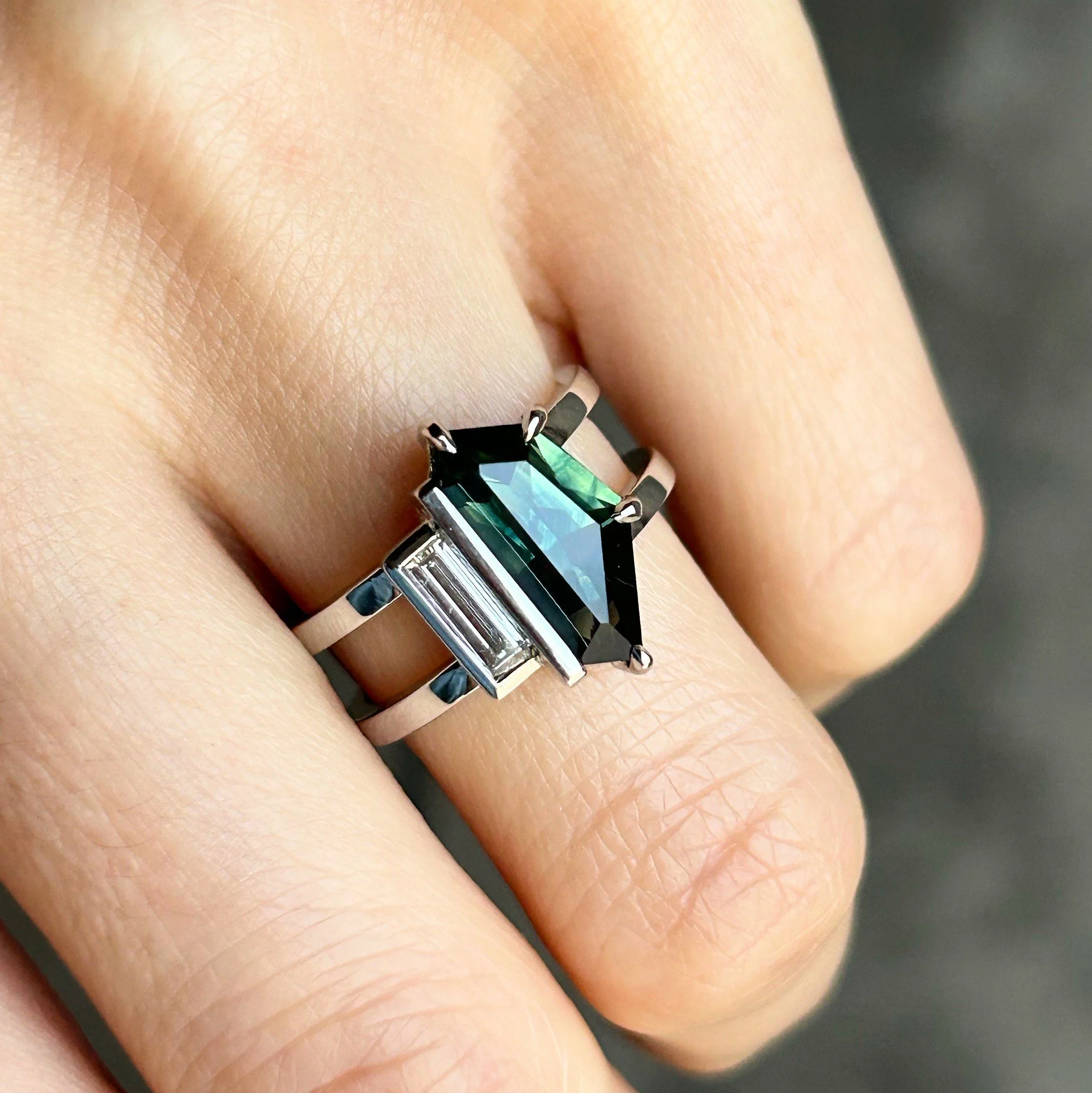 Freeform and diamond dual stone ring