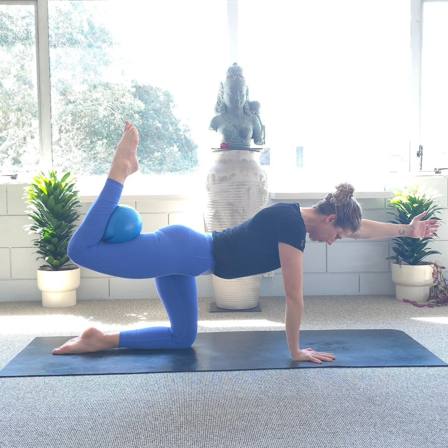 Yoga Sanctuary 💫 

From this week, you can find me at @yoga_sanctuary 

I will be covering Monday 11.15am Pilates 
Tuesday 12.30pm vinyasa 
For the school holidays 💥

From 30th September you will find me every week..
 
Tuesdays 6.15pm Pilates
Frida
