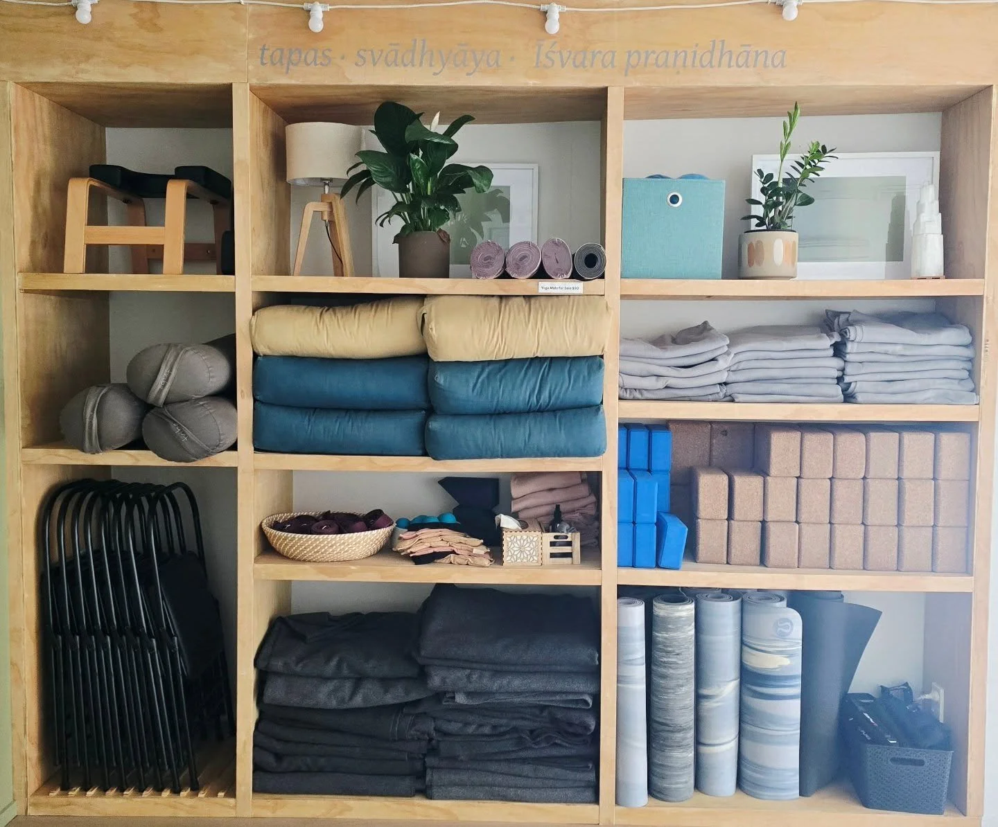 For the love of Yoga Props 🪑 🕉 

We were so spoiled at Raw. The prop shelf was truly something out of a yoga studio dream.
 Big ups to our friend Thomas Swarts (emver.co.nz), who made this on the fly &mdash; absolute legend!

As I transition into a