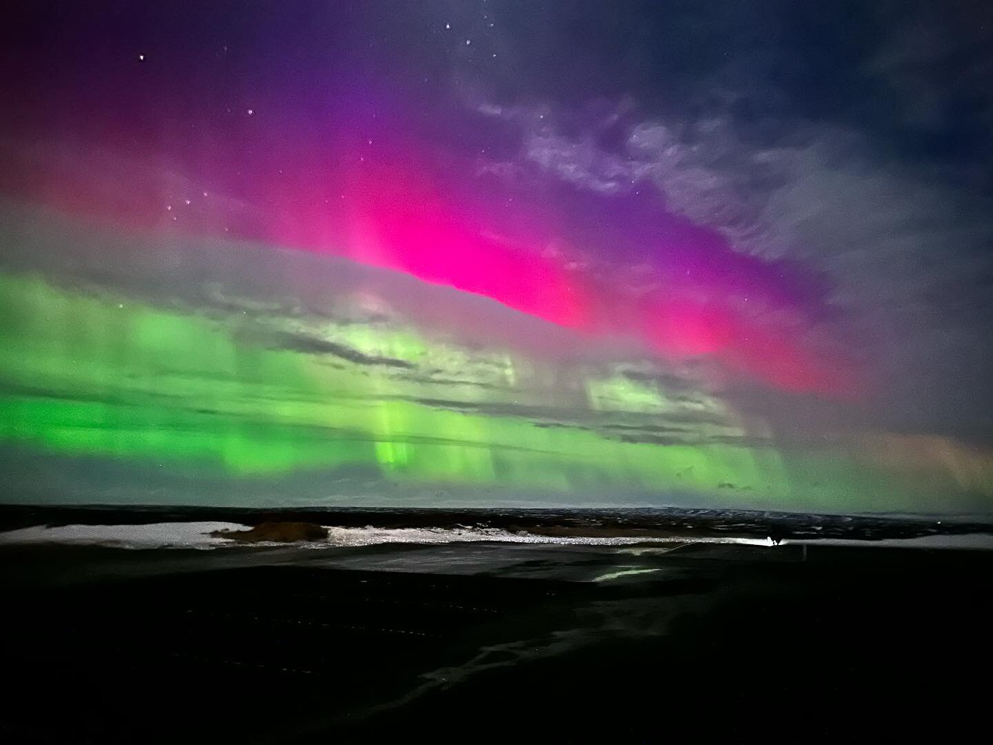 Look at those vivid colors!
#northernlights #northernlightsiceland #auroraborealis