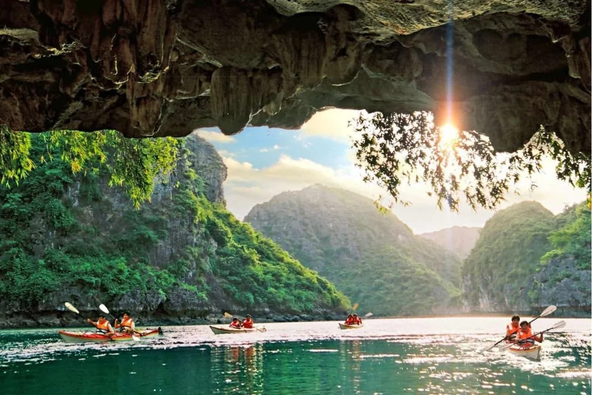 dark-and-bright-cave-2.jpg