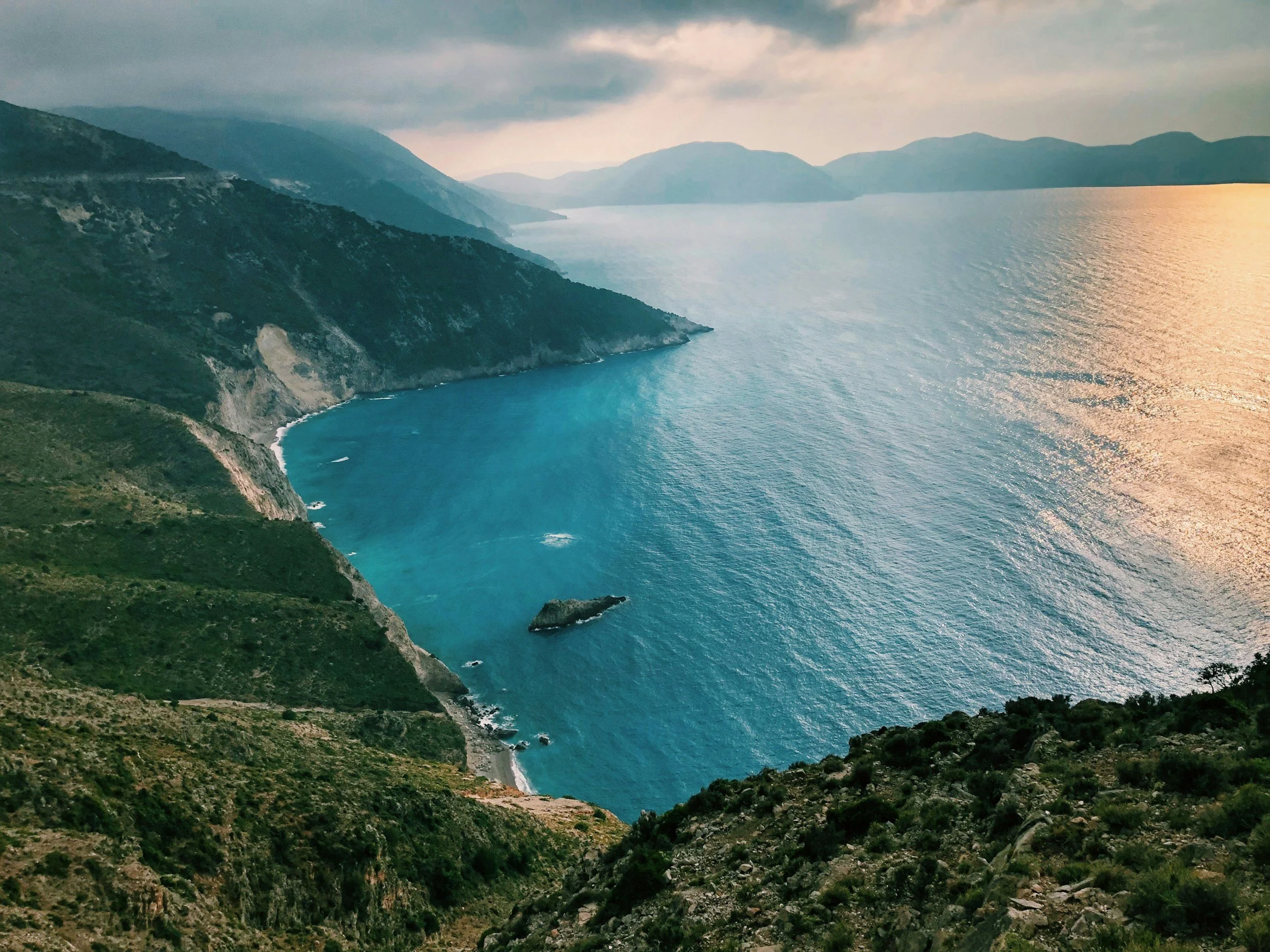 unsplash-image-yzZ_mAm0qeo.jpg