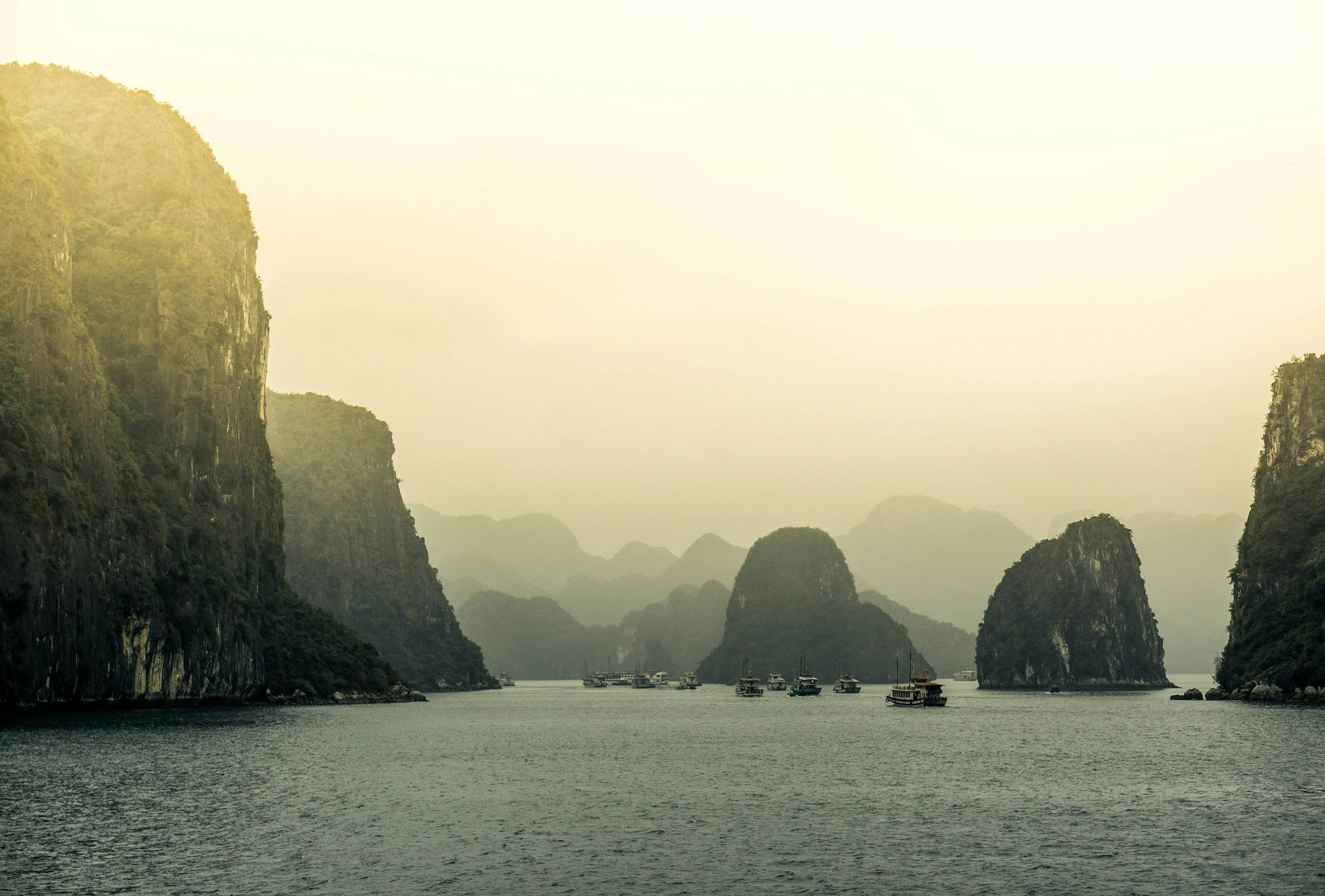 unsplash-image--HtfdIHSbsE.jpg