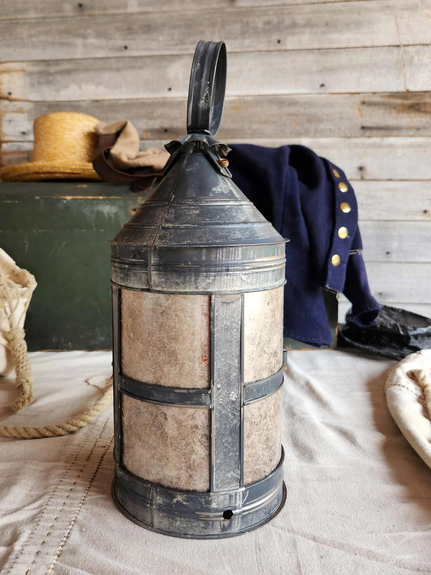 Naval-Lantern-2567-3.jpg