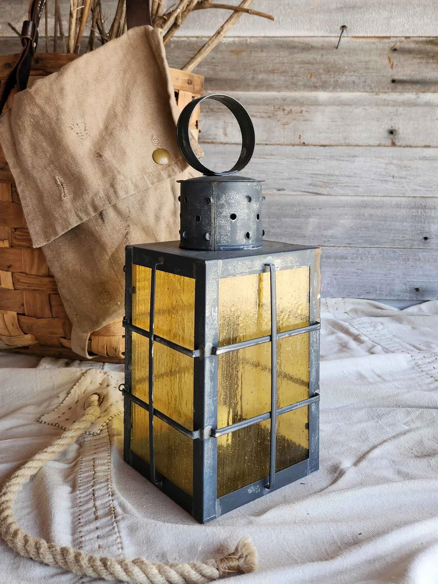 Square-Ship-Lantern-42629-3-web.jpg